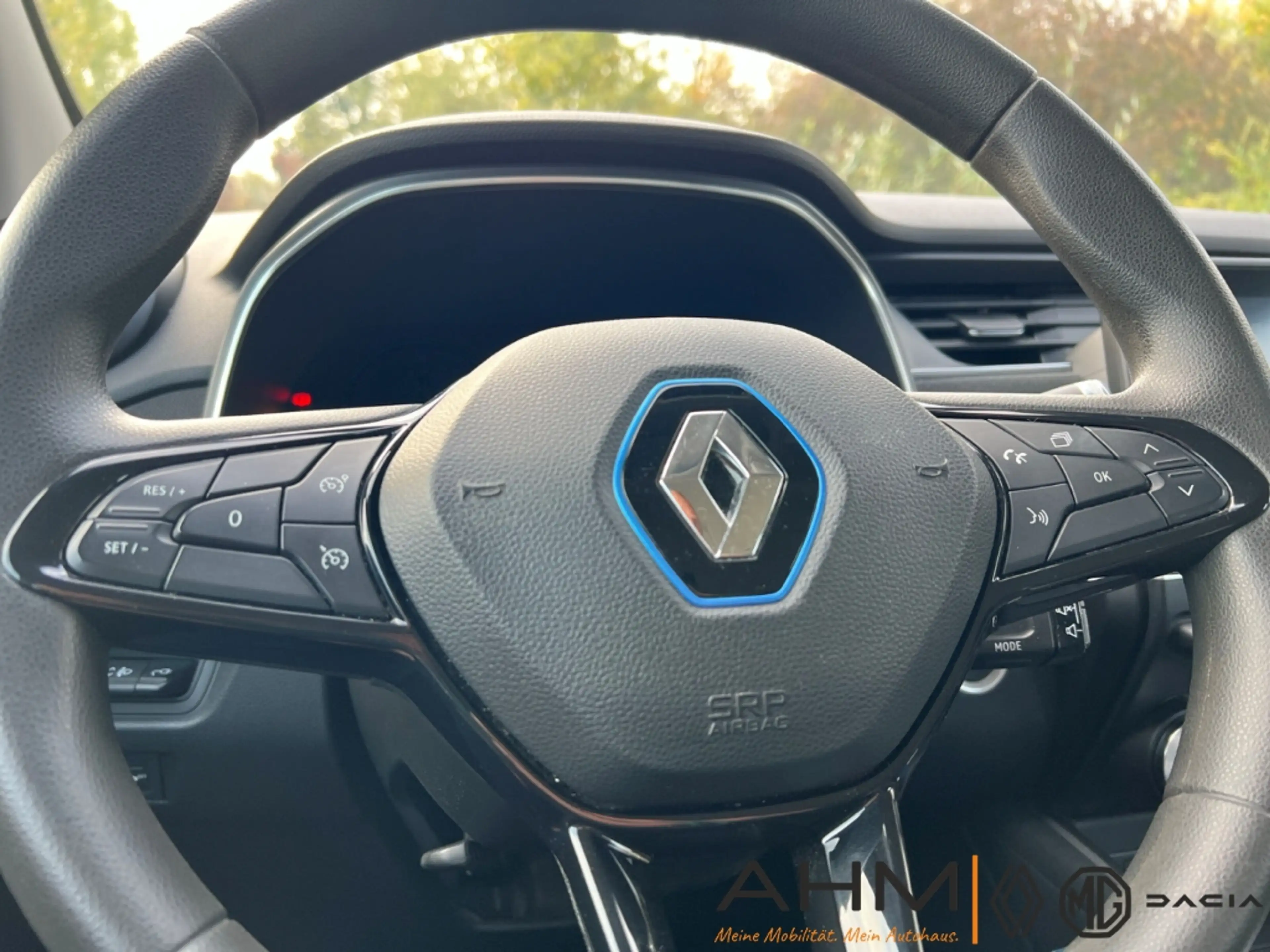 Renault ZOE LIFE ZE40 R110 KLIMA ISOFIX *MIETAKKU* — photo 25