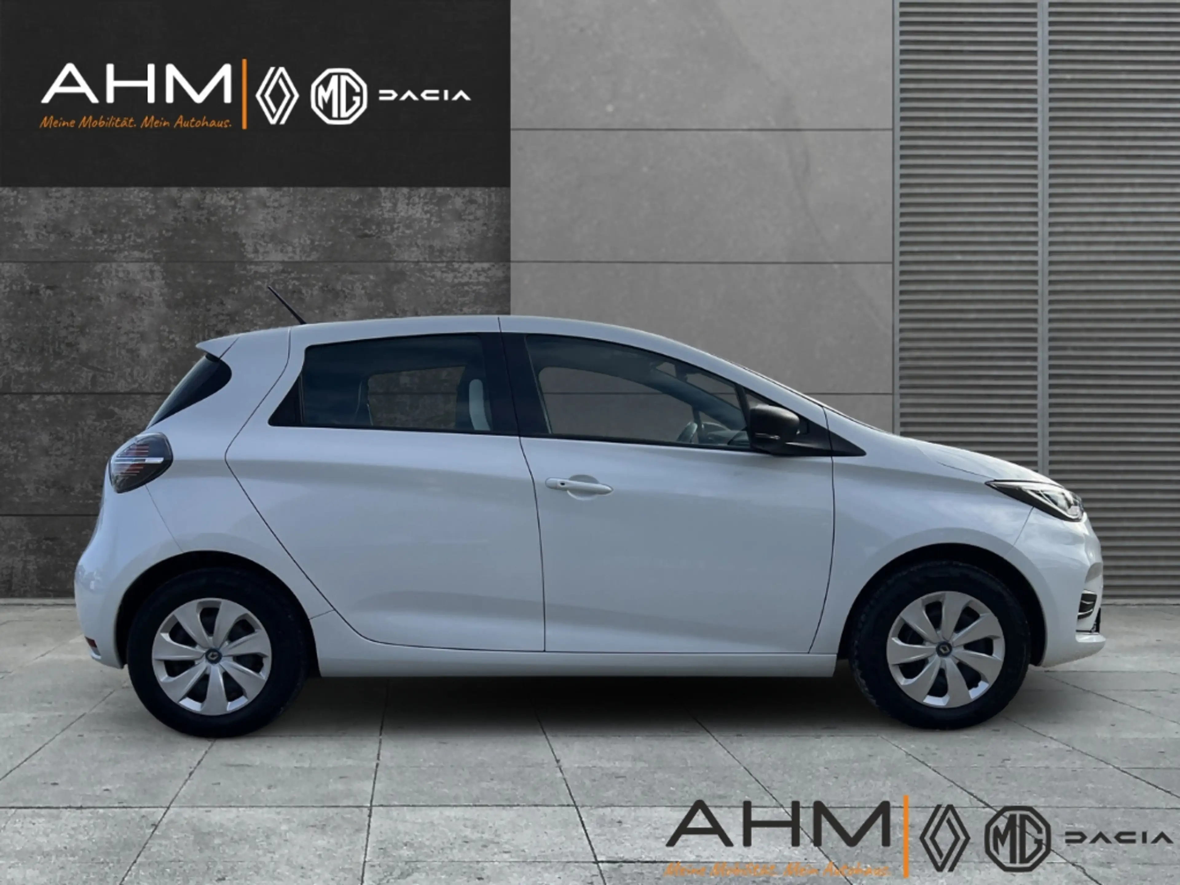 Renault ZOE LIFE ZE40 R110 KLIMA ISOFIX *MIETAKKU* — photo 6
