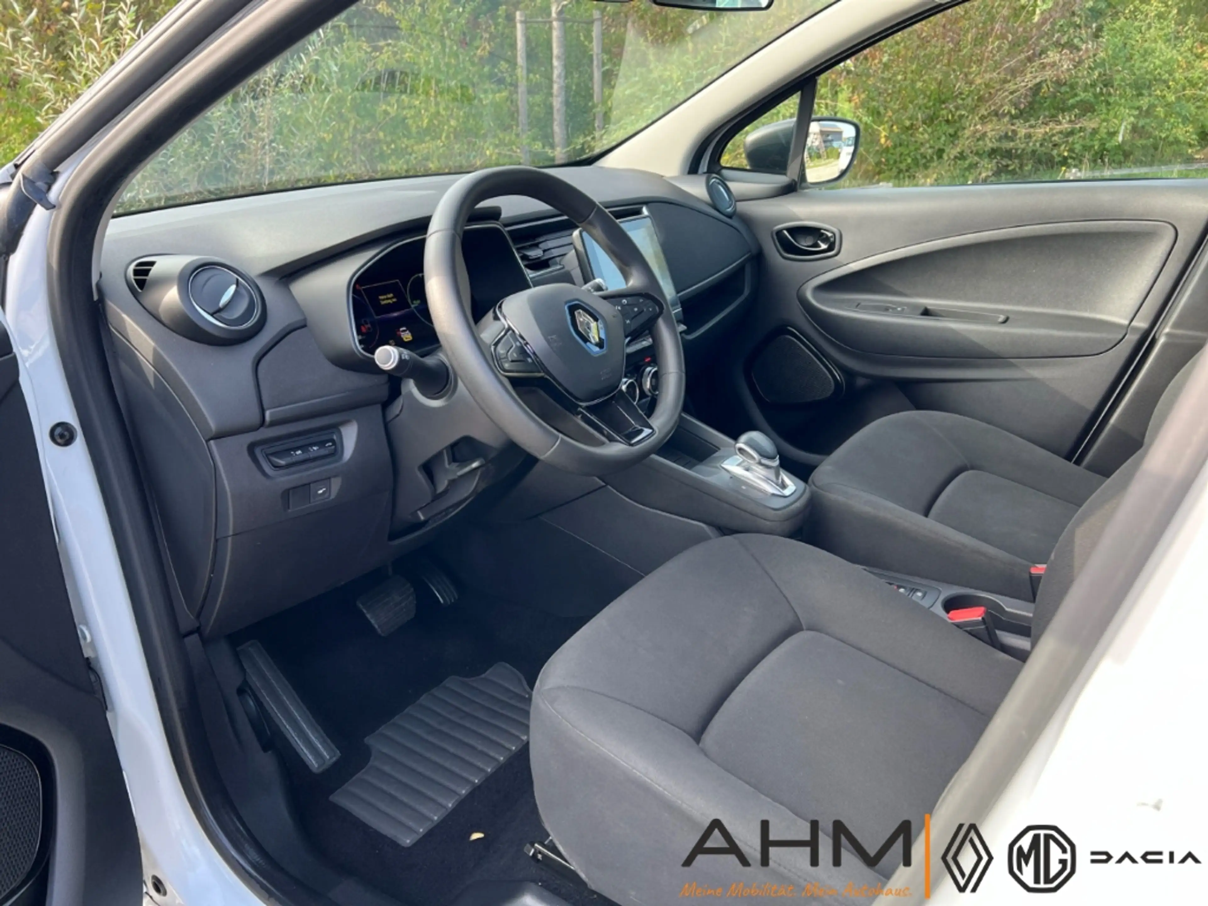 Renault ZOE LIFE ZE40 R110 KLIMA ISOFIX *MIETAKKU* — photo 10