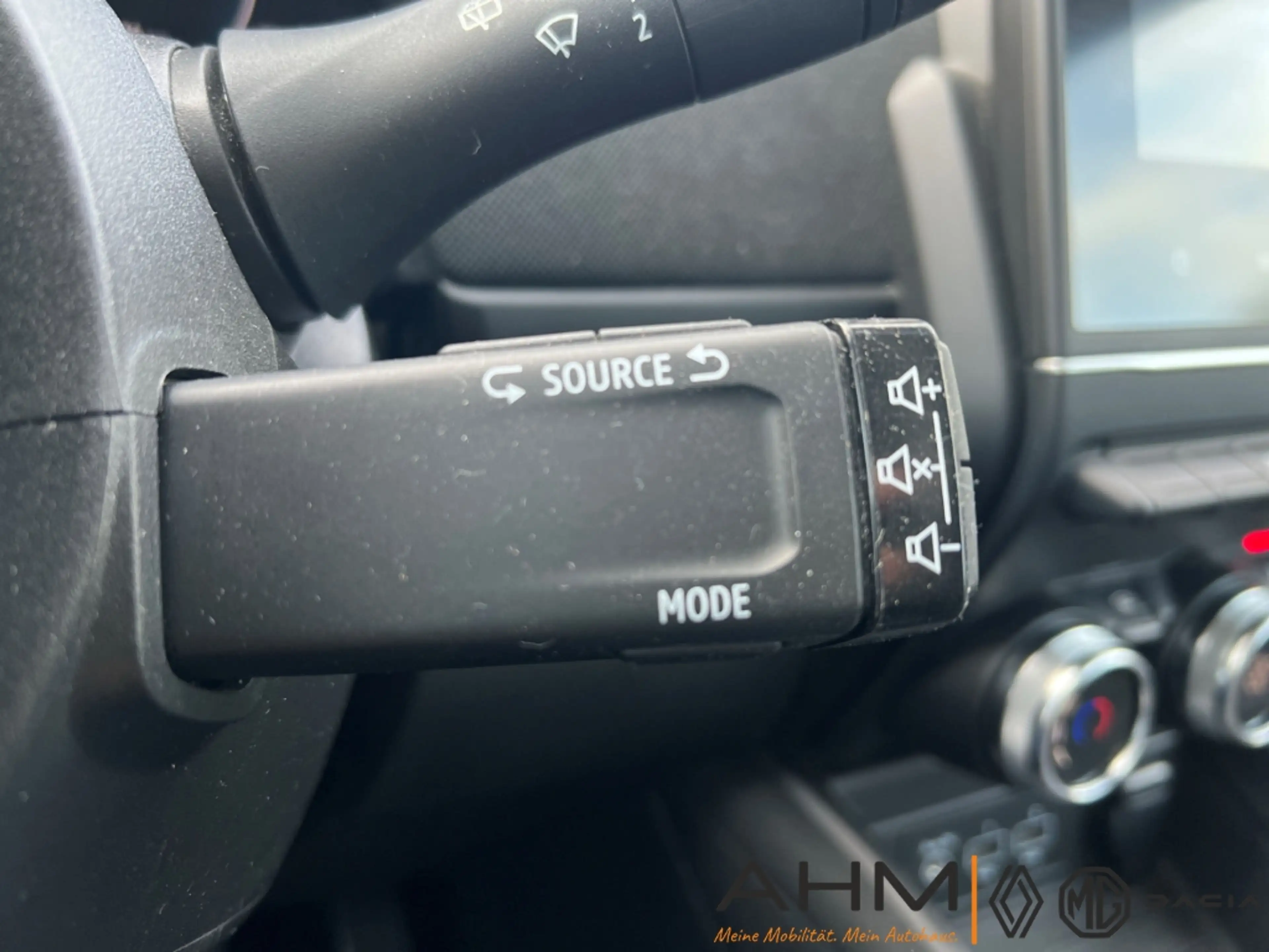 Renault ZOE LIFE ZE40 R110 KLIMA ISOFIX *MIETAKKU* — photo 24