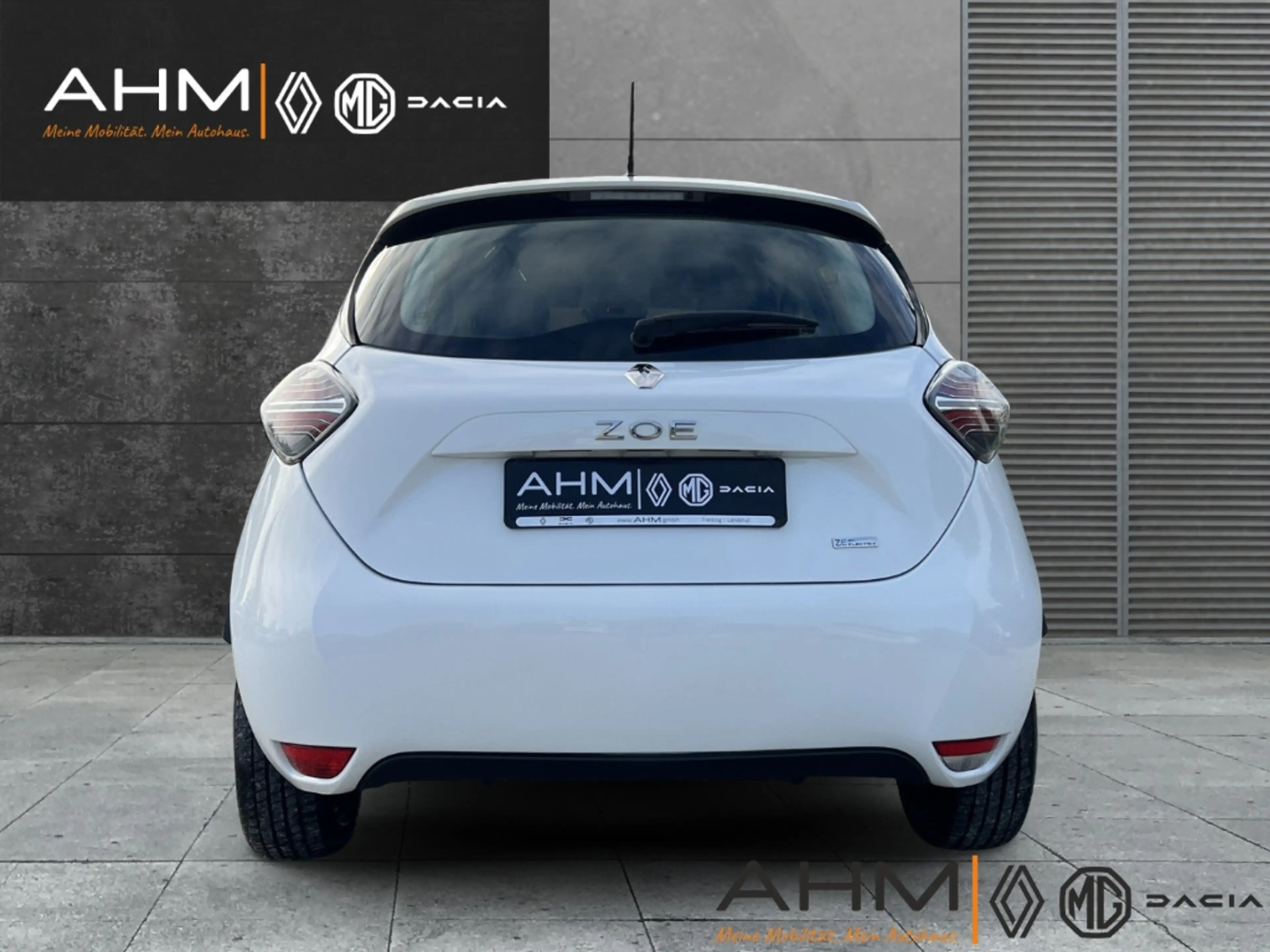 Renault ZOE LIFE ZE40 R110 KLIMA ISOFIX *MIETAKKU* — photo 4