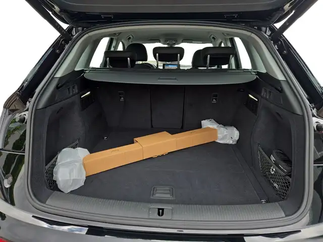 Audi Q5 view 14