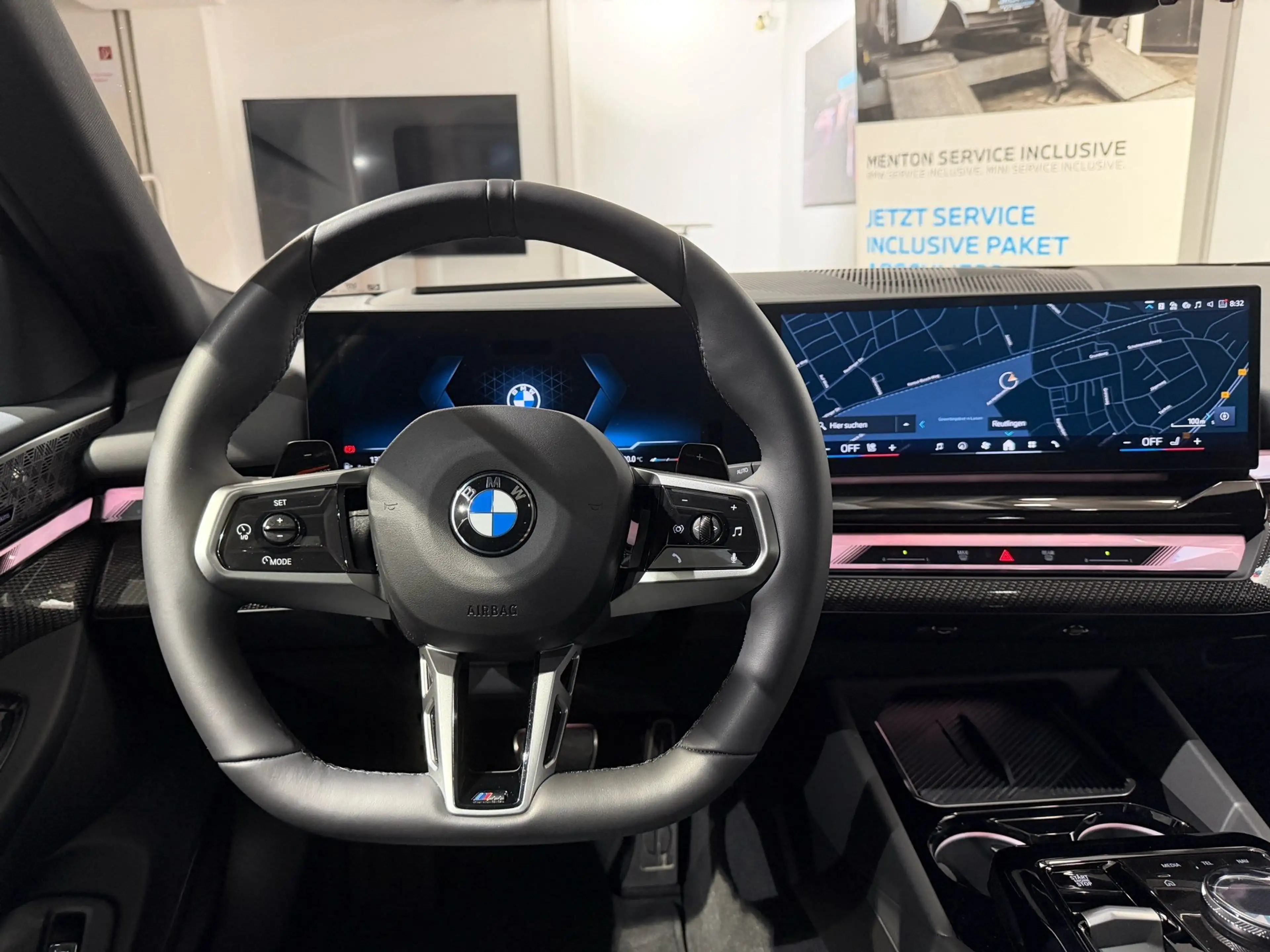 BMW 540 d xDrive — photo 11