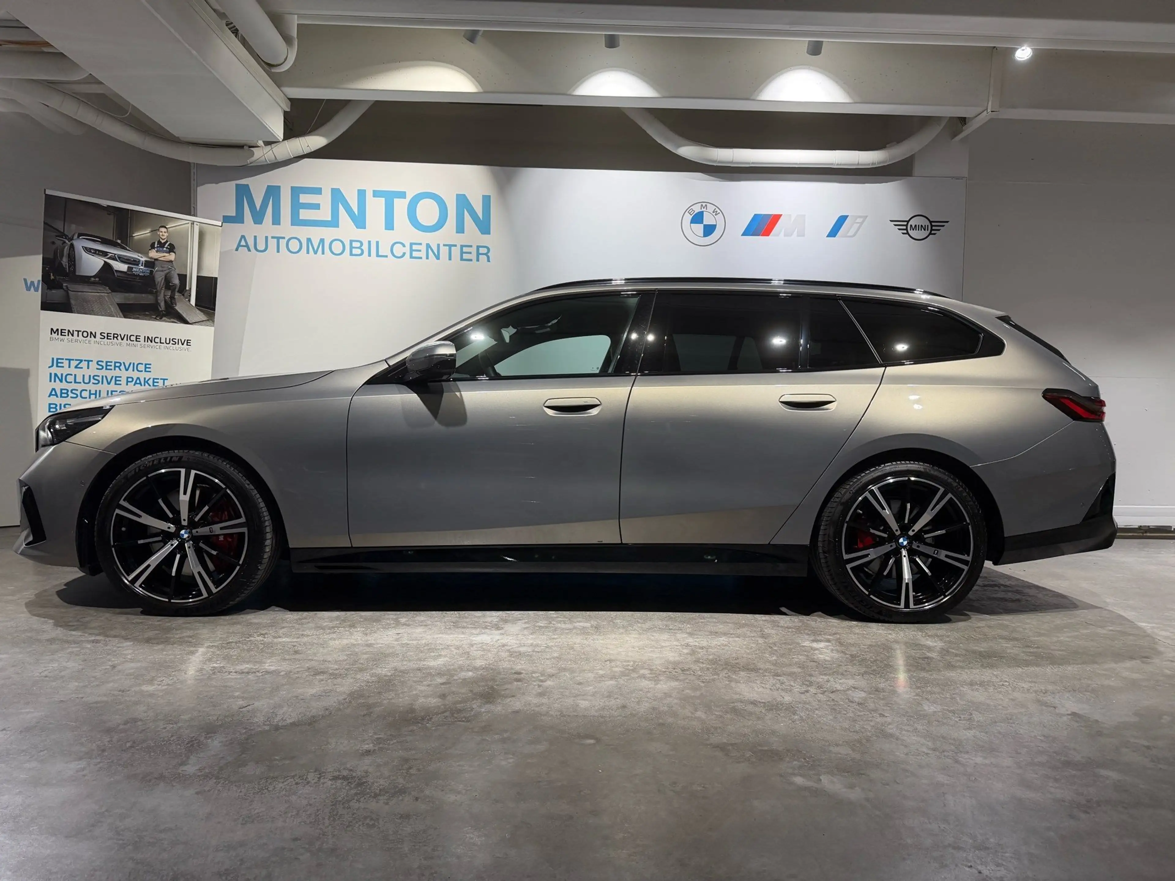 BMW 540 d xDrive — photo 4