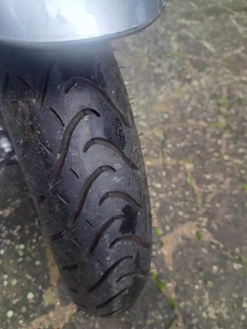 Honda SH 150 Plateado - 1