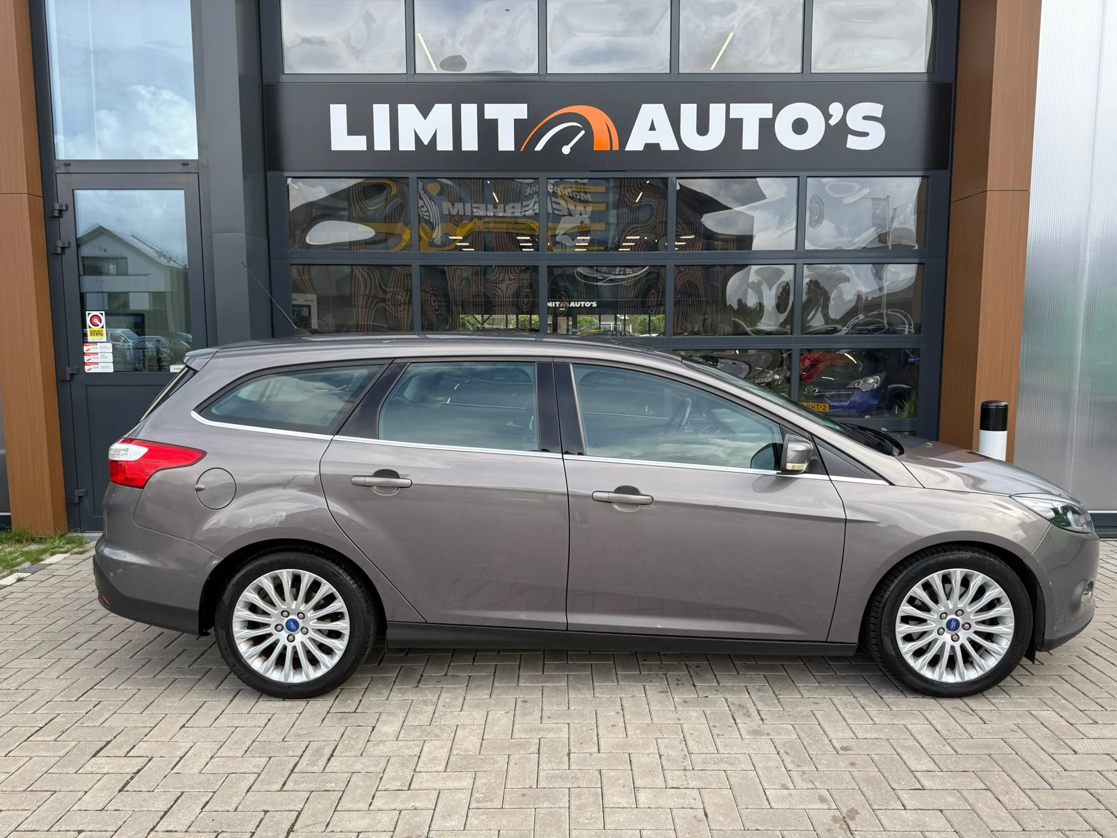 Ford Focus Wagon 1.6 EcoBoost Titanium Climate/Navi/Keyless/P — photo 7
