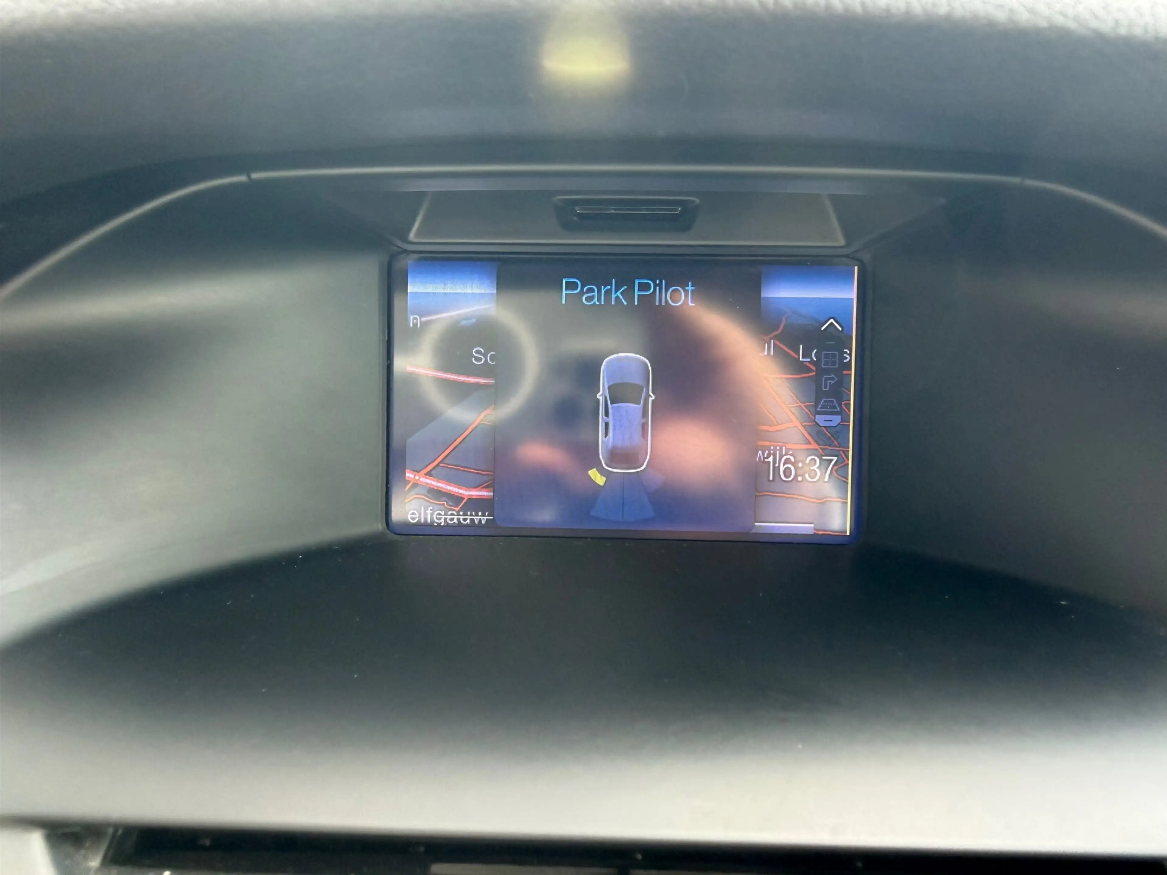 Ford Focus Wagon 1.6 EcoBoost Titanium Climate/Navi/Keyless/P — photo 10