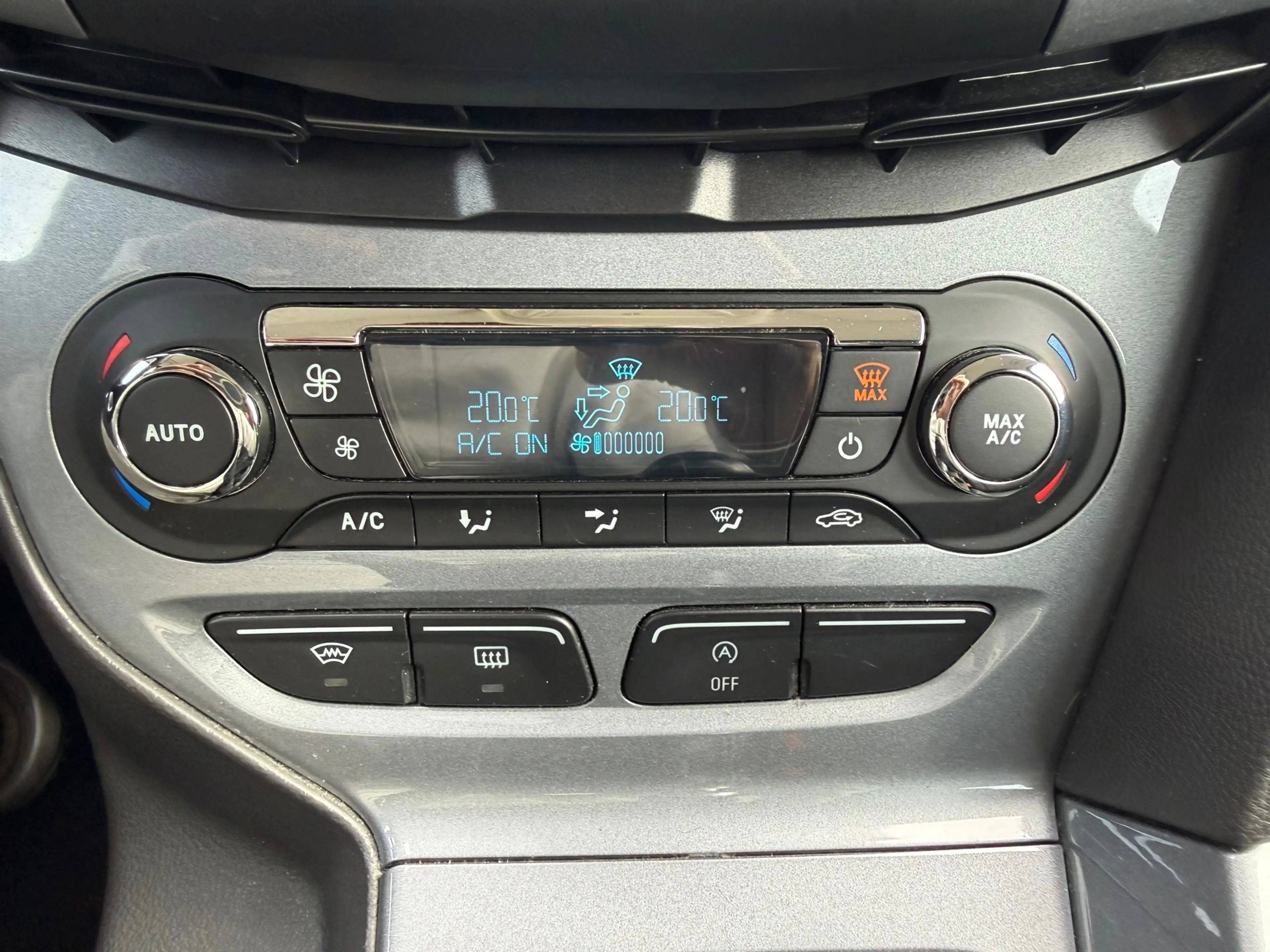 Ford Focus Wagon 1.6 EcoBoost Titanium Climate/Navi/Keyless/P — photo 15