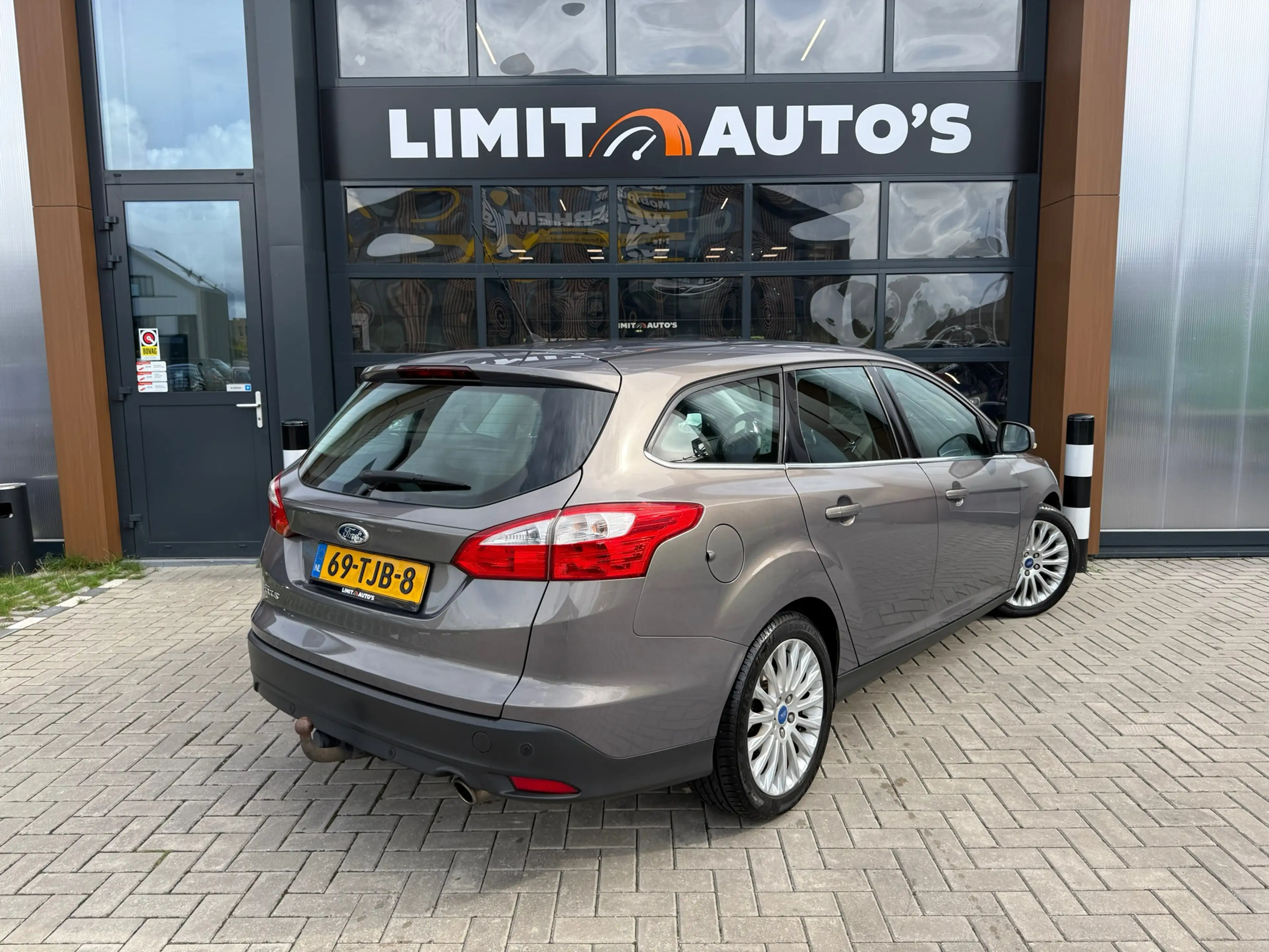 Ford Focus Wagon 1.6 EcoBoost Titanium Climate/Navi/Keyless/P — photo 6