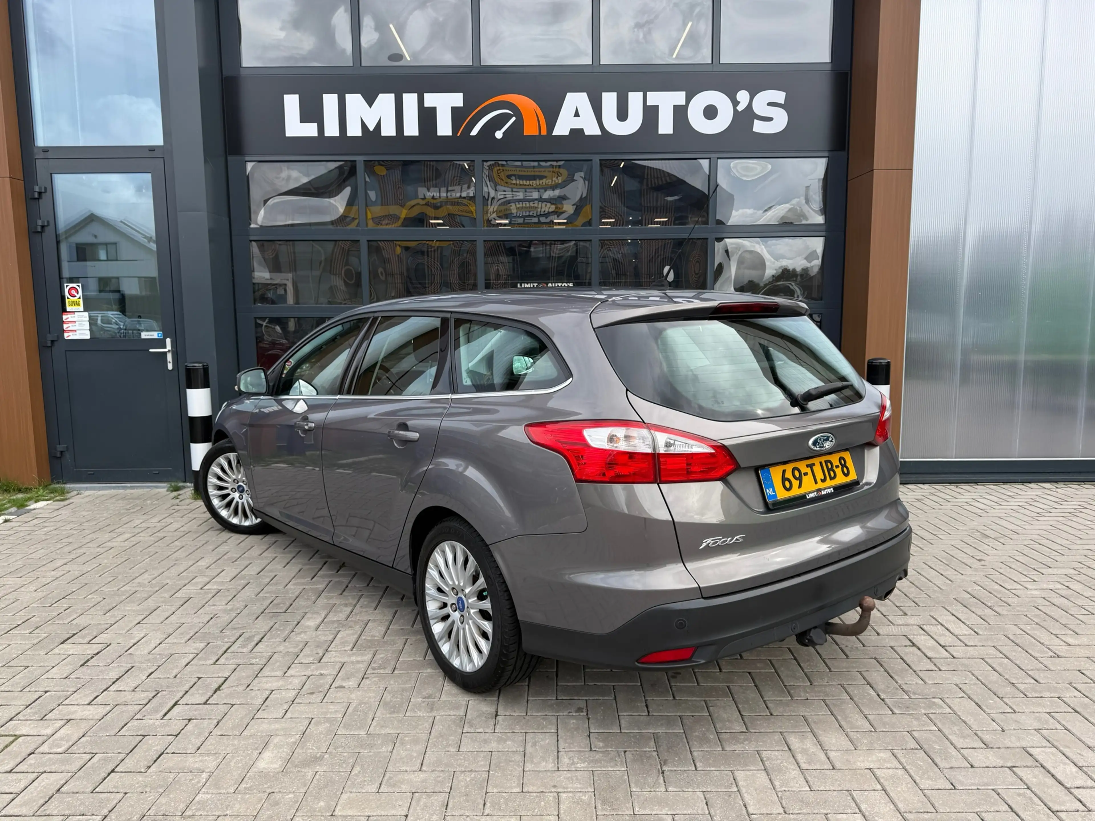 Ford Focus Wagon 1.6 EcoBoost Titanium Climate/Navi/Keyless/P — photo 3