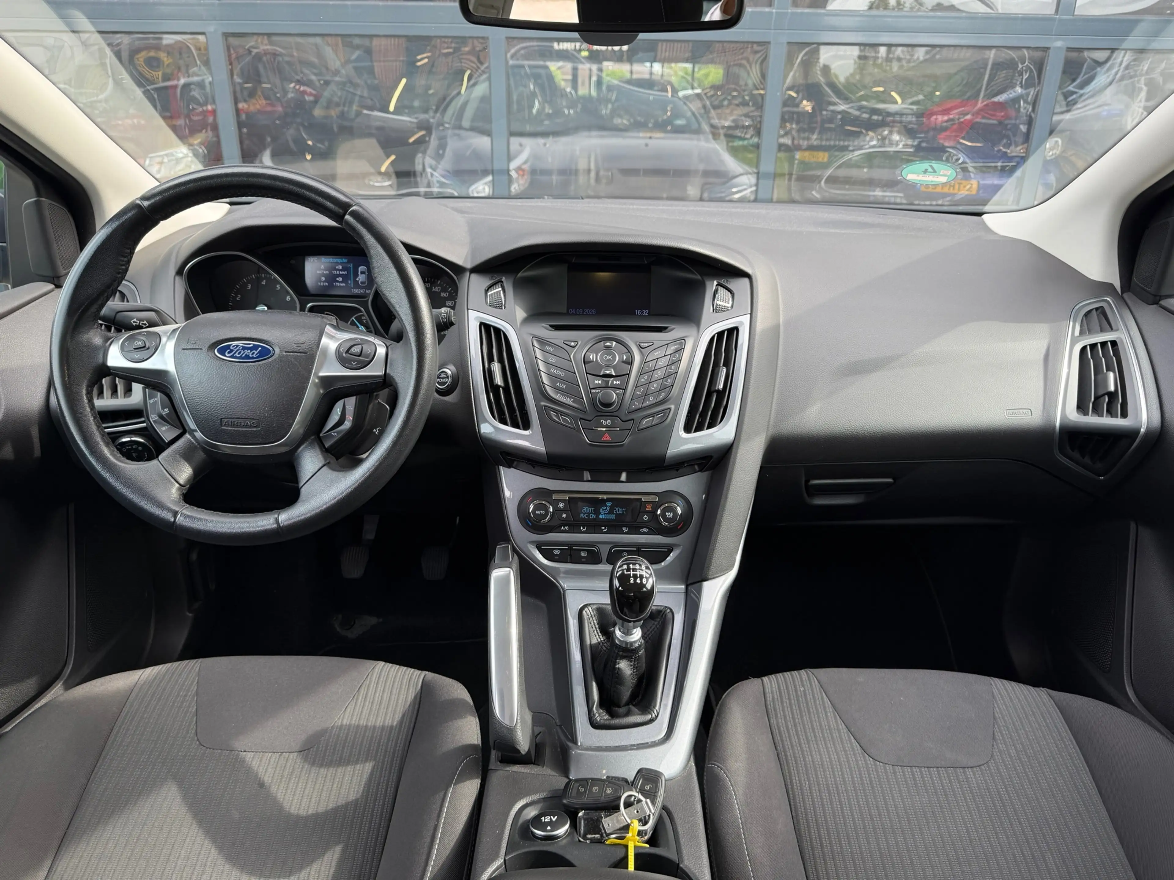 Ford Focus Wagon 1.6 EcoBoost Titanium Climate/Navi/Keyless/P — photo 22