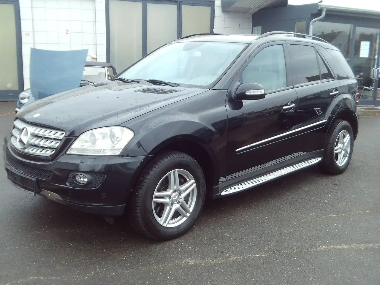 Mercedes-Benz ML 320
