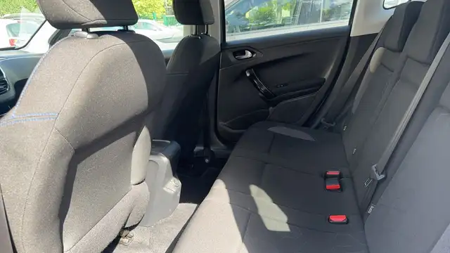 Peugeot 2008 view 25