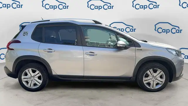 Peugeot 2008 view 4