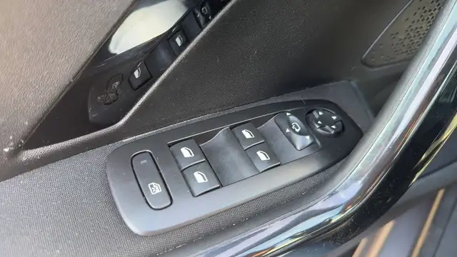 Peugeot 2008 view 26
