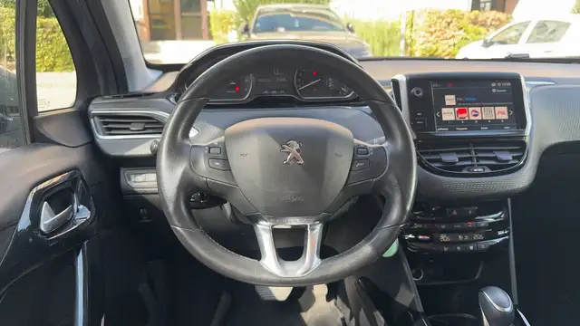 Peugeot 2008 view 24