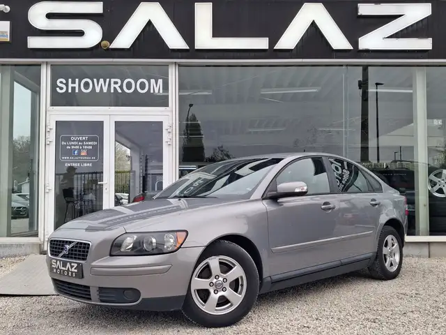 Volvo S40