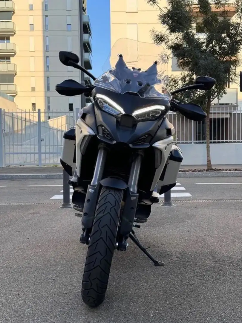 Ducati Multistrada V4 Šedá - 1