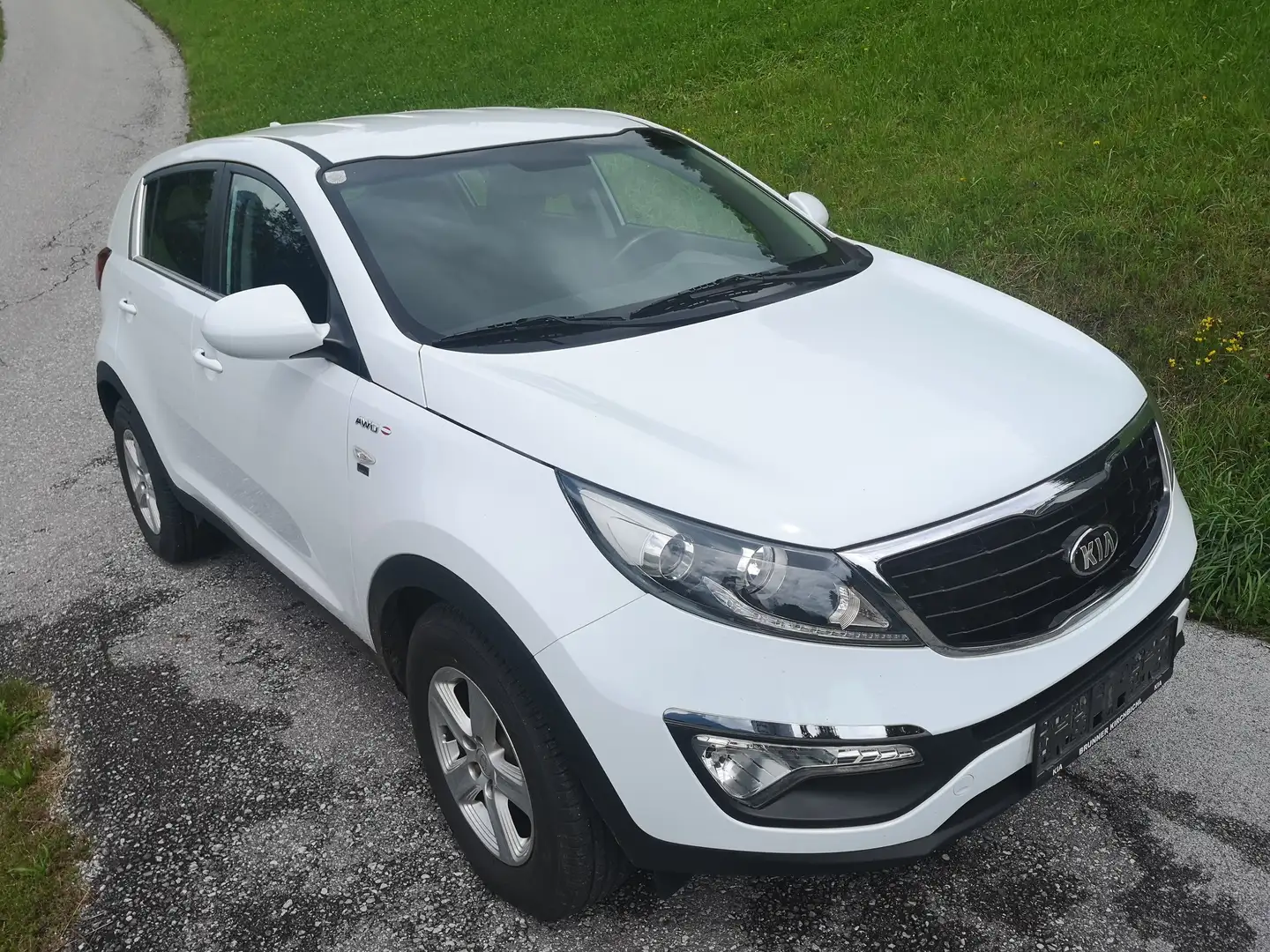 Kia Sportage KIA Sportage Österreich Edition 4WD 2.0 Diesel Weiß - 1