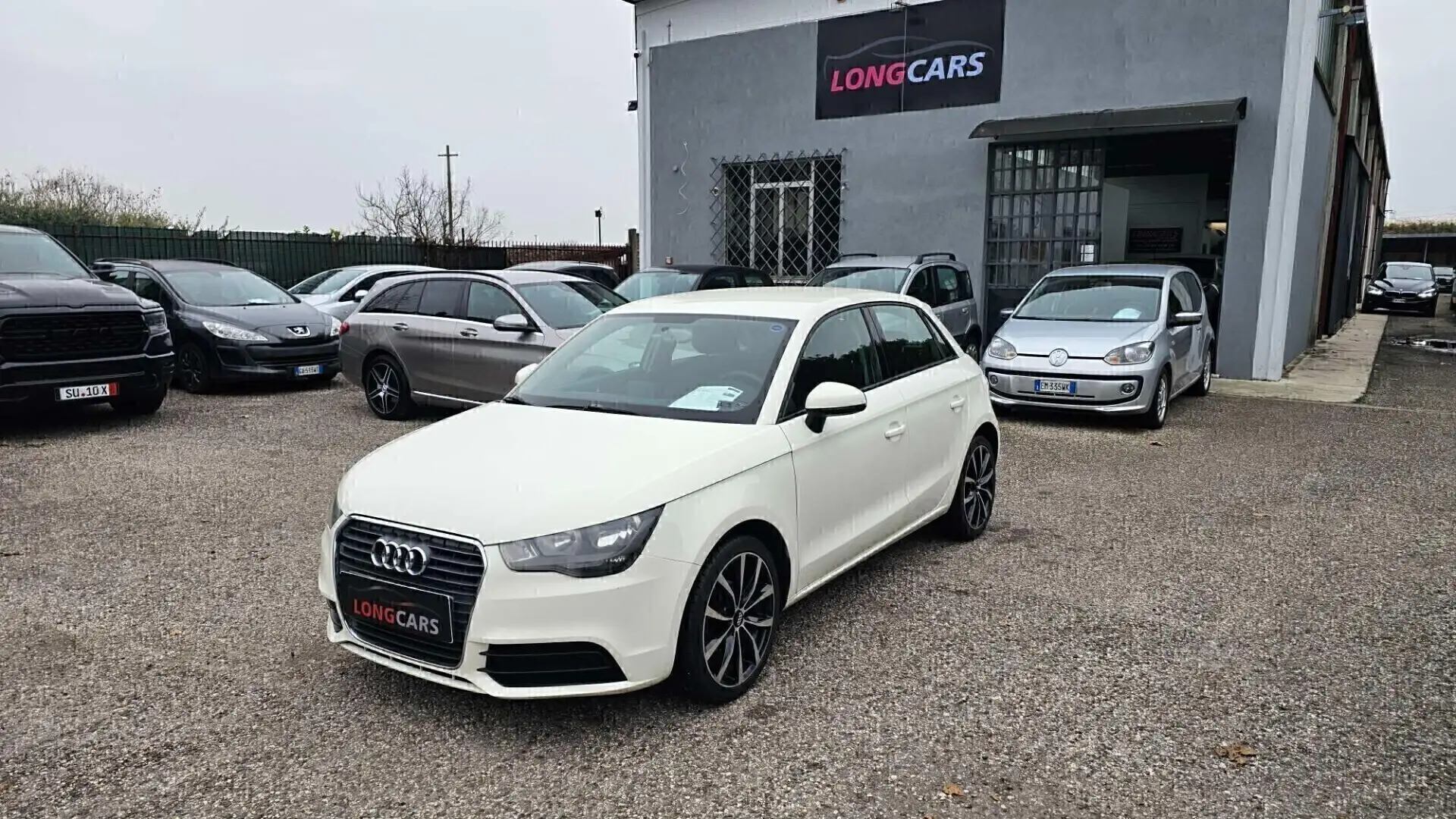 Audi A1 1.6 TDI S line edition NEOPATENTATI Blanc - 1