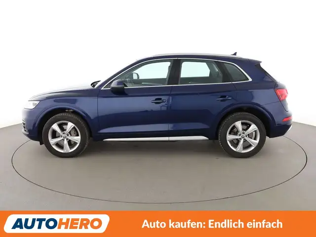 Audi Q5 view 3