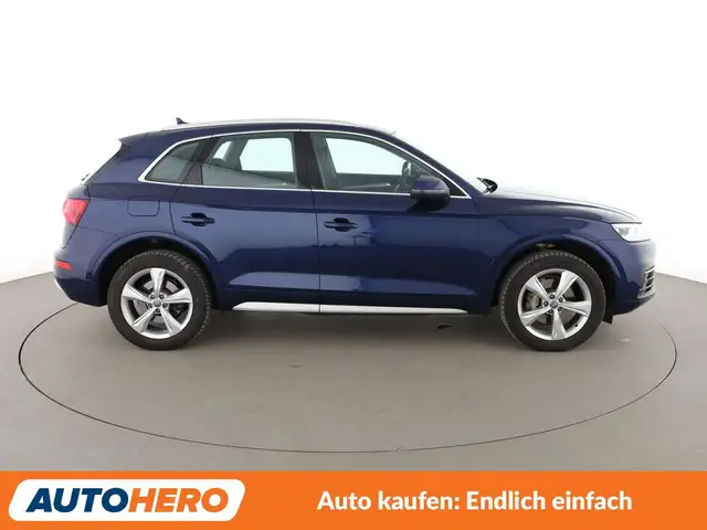 Audi Q5 view 7