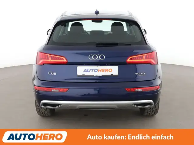 Audi Q5 view 5
