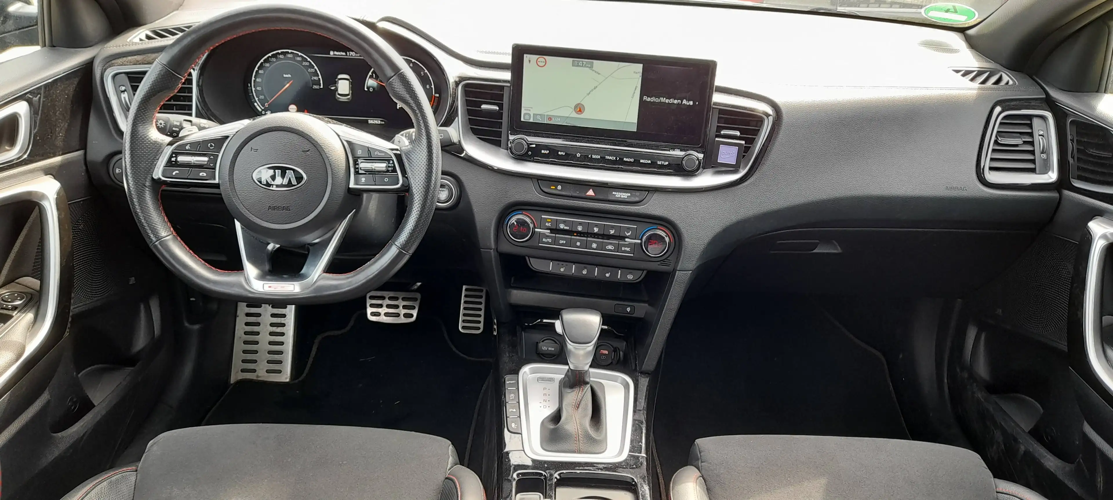 Kia ProCeed / pro_cee'd GT — photo 9