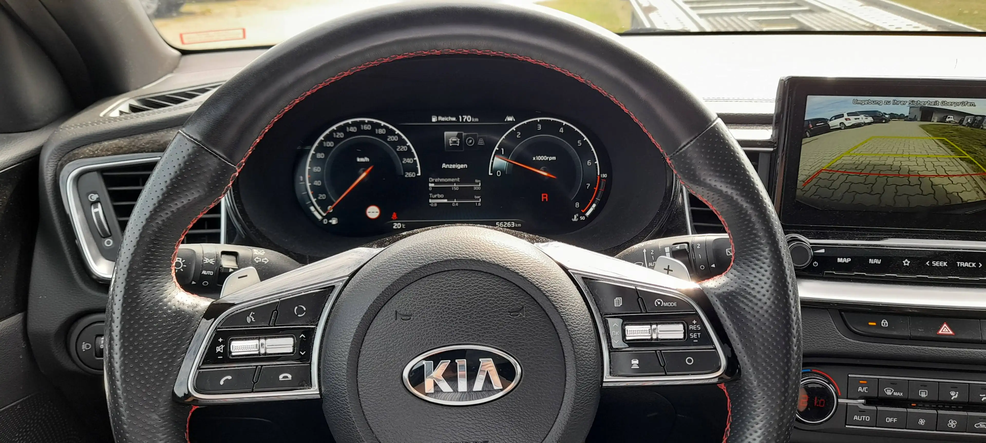 Kia ProCeed / pro_cee'd GT — photo 10