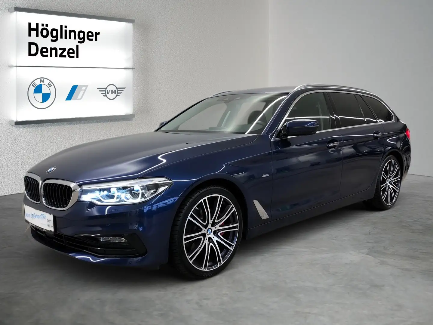 BMW 530 d xDrive Blau - 2