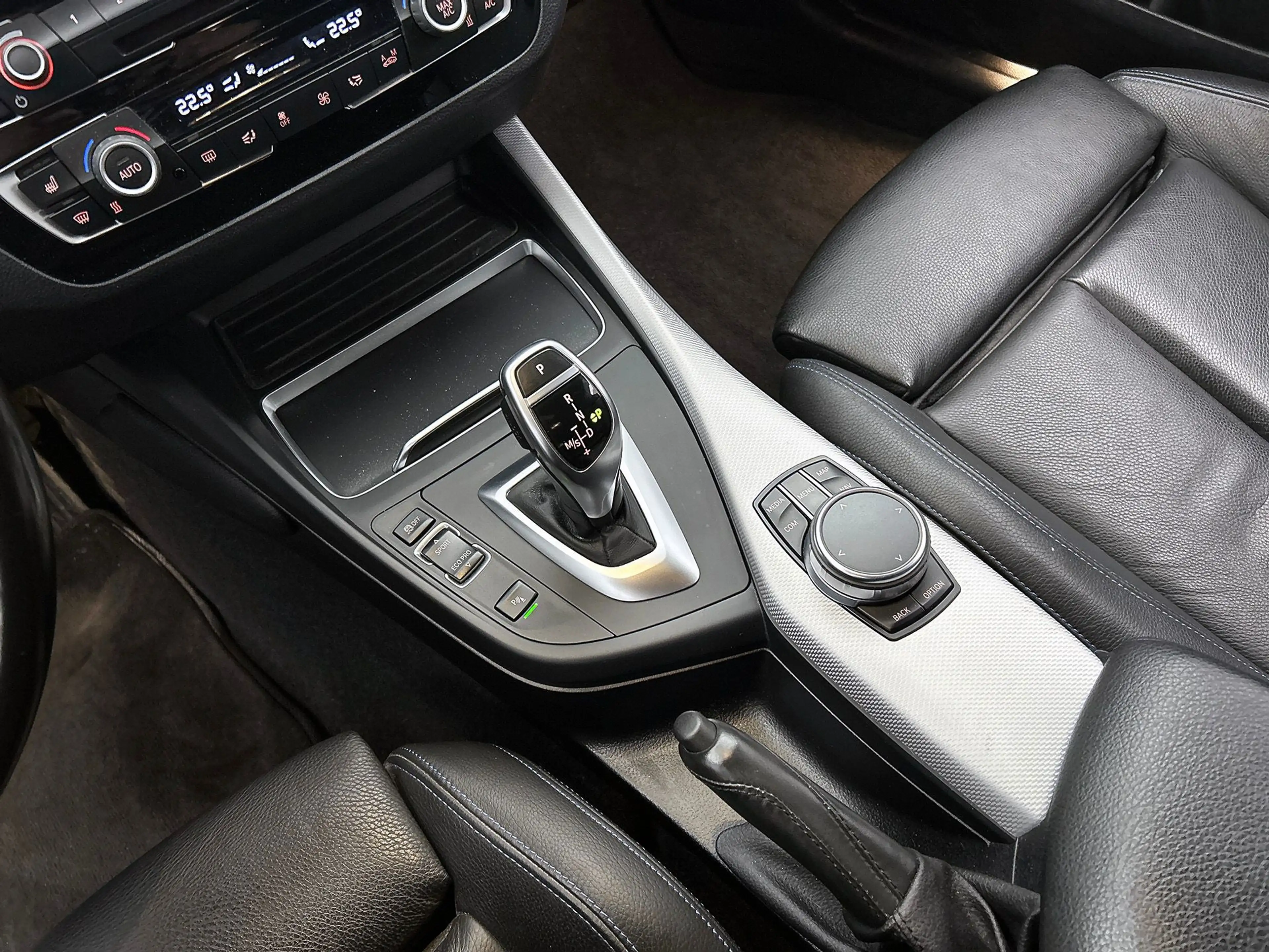 BMW 140 1-serie M140i xDrive Edition Shadow | Harman/Kardo — photo 15