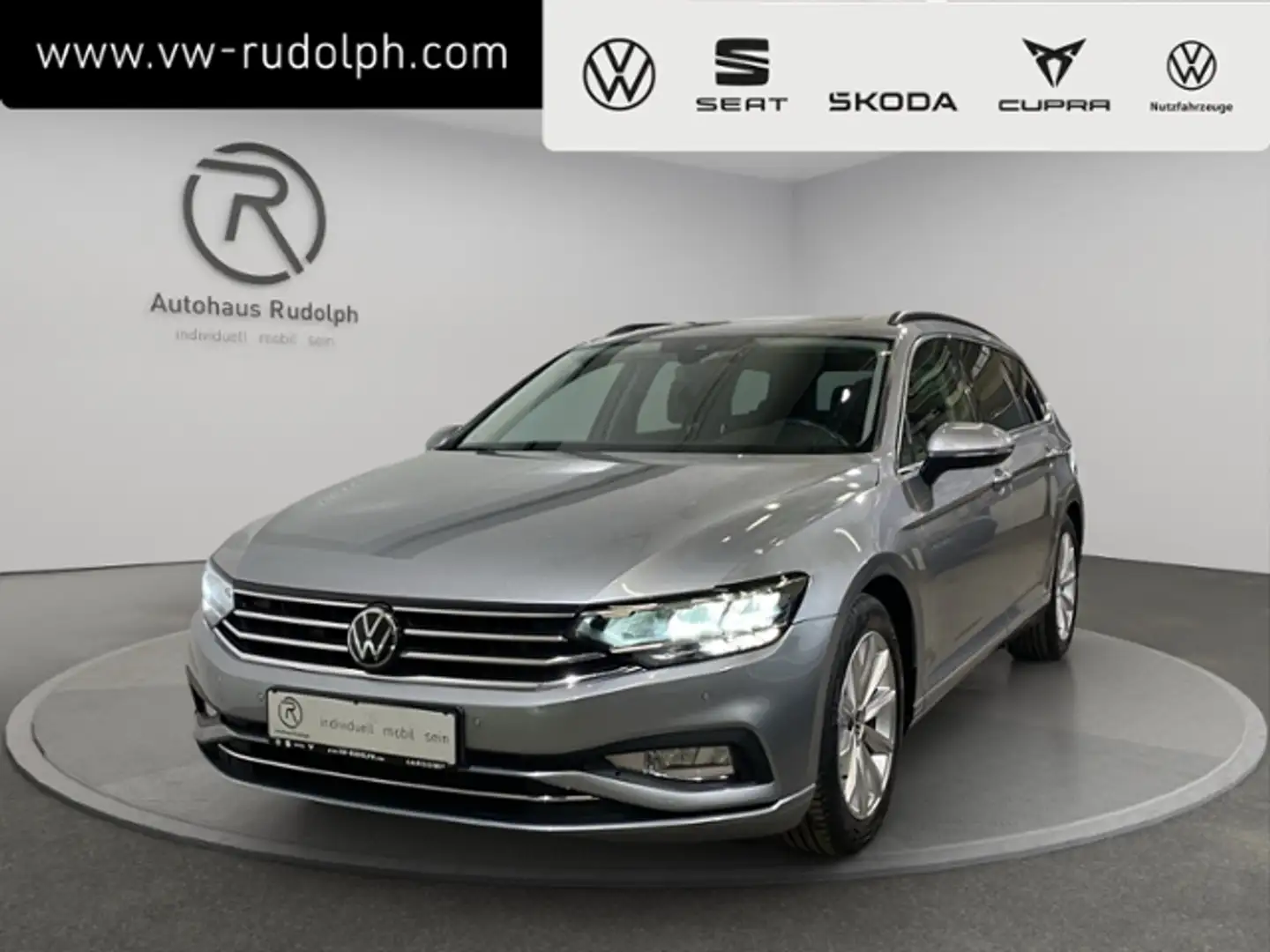 Volkswagen Passat Variant 2.0 TDI DSG Business / Navi LED Argent - 1