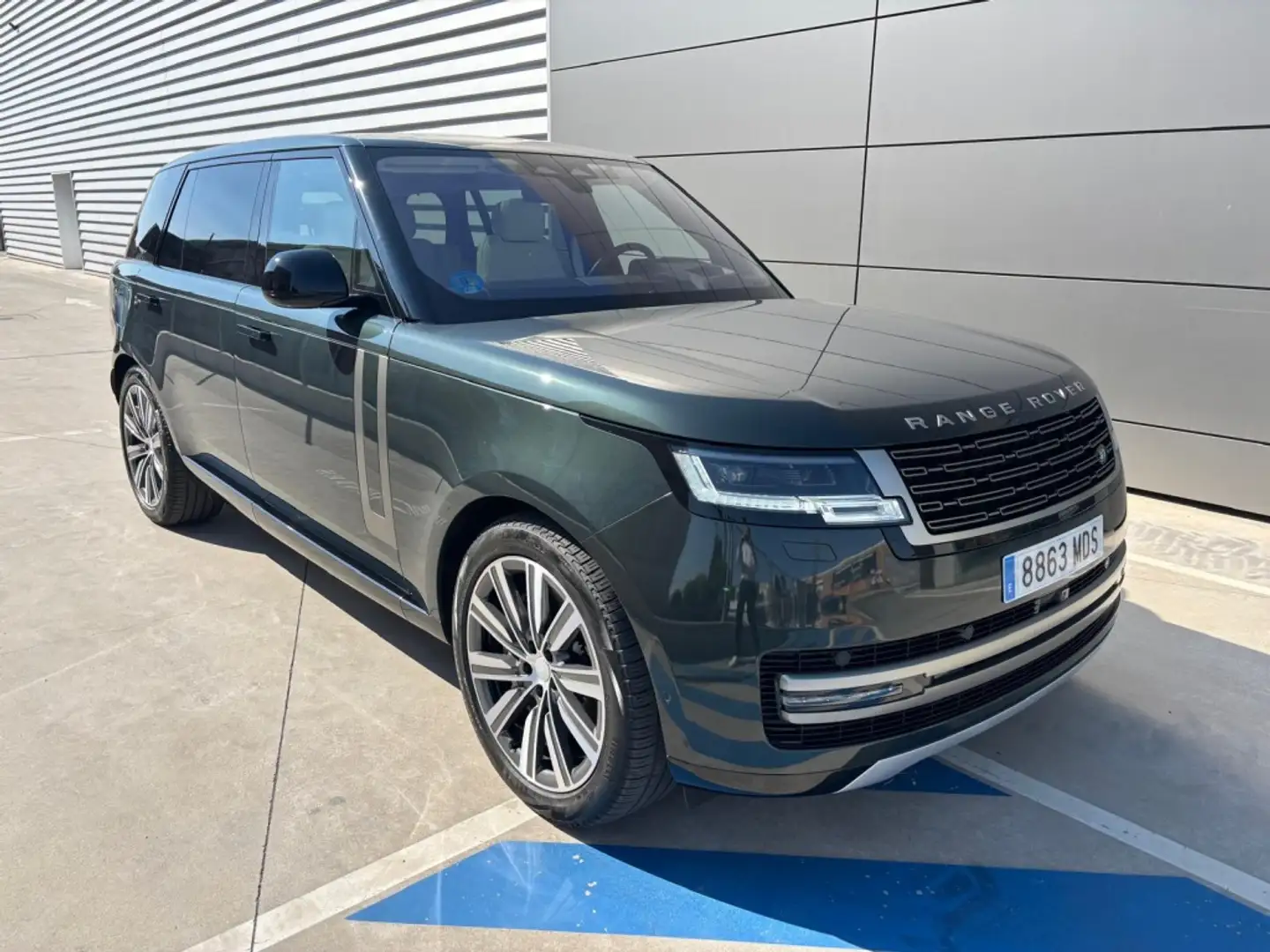 Land Rover Range Rover 3.0 Si6 PHEV HSE LWB AWD Aut. 440 - 1