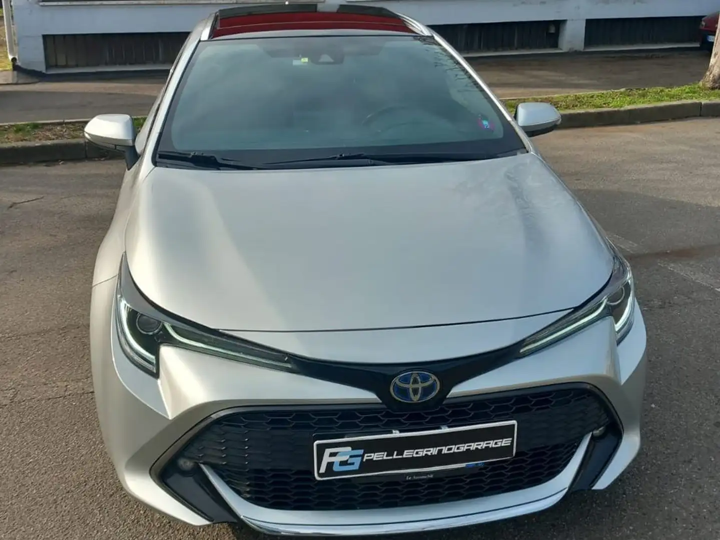 Toyota Corolla Touring Sports 2.0h Lounge cvt Argento - 1