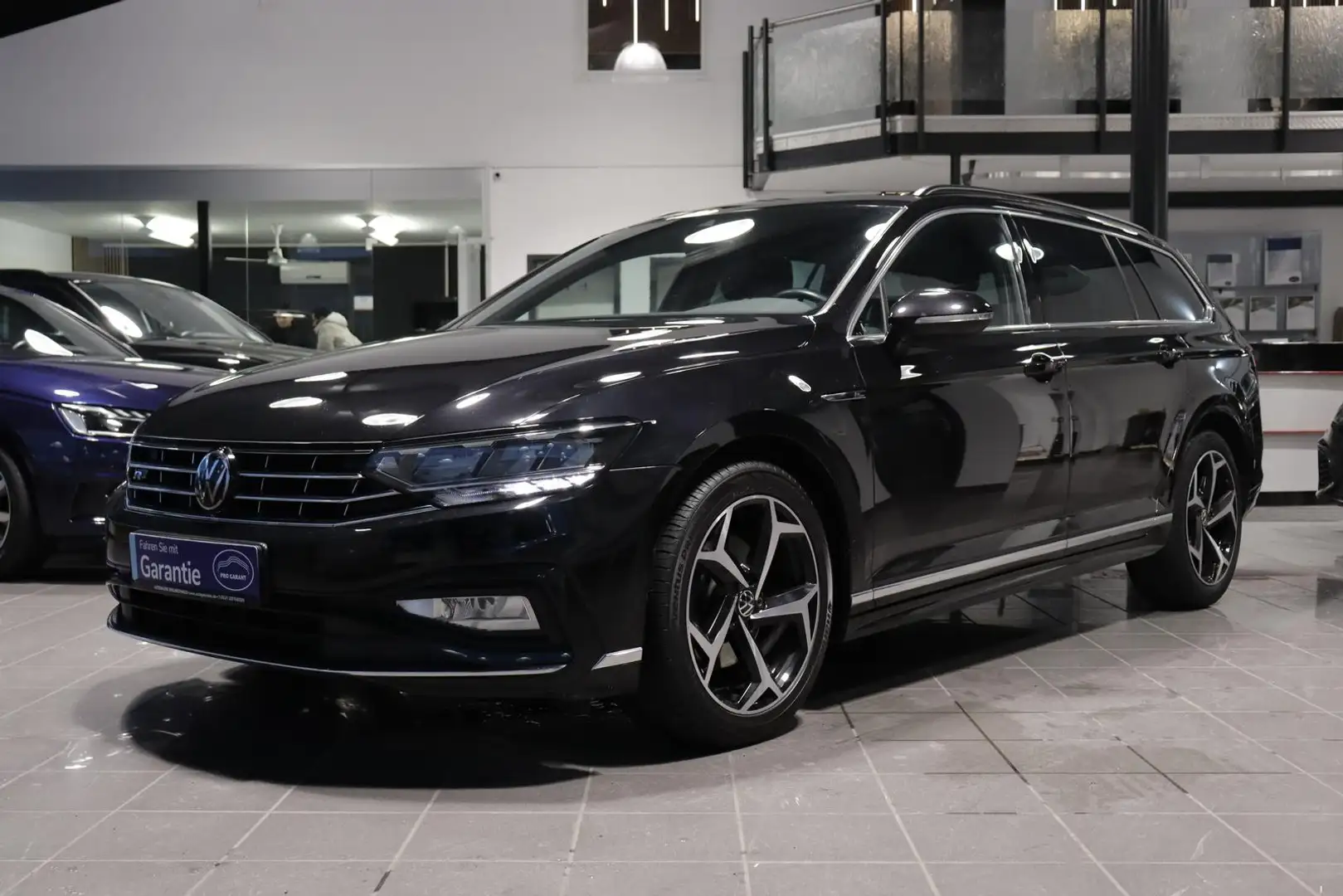 Volkswagen Passat Variant Passat Var. 2.0 TDI DSG R-LINE *VIRTUAL*ACC*CAM* Noir - 2