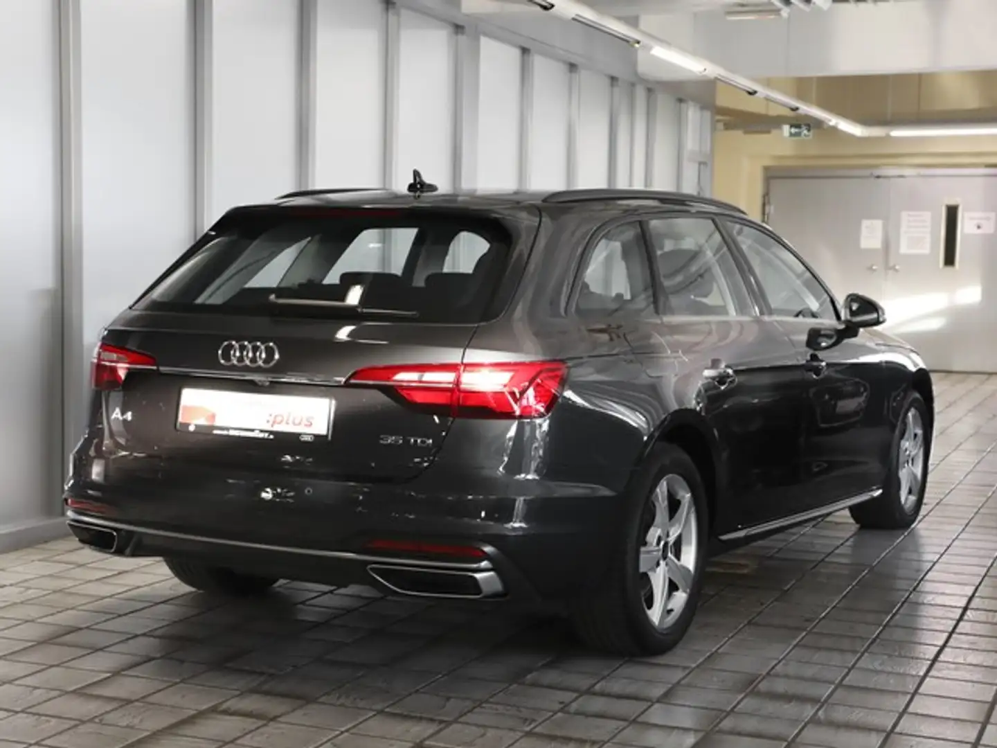 Audi A4 Avant 35 TDI Advanced AHK ACC Kamera Navi+ Phon... Grau - 2