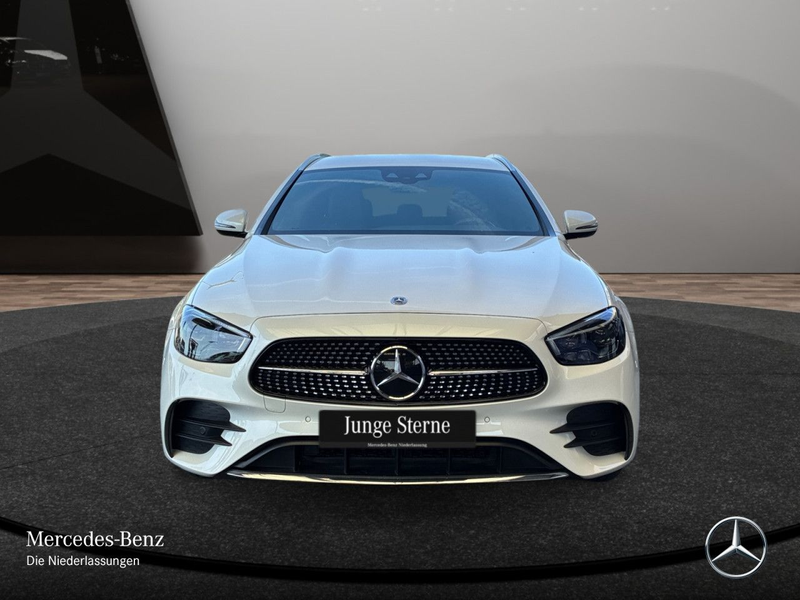 Mercedes-Benz E 400 d T 4M AMG+AHK+MULTIBEAM+FAHRASS+KAMERA+20" — photo 3