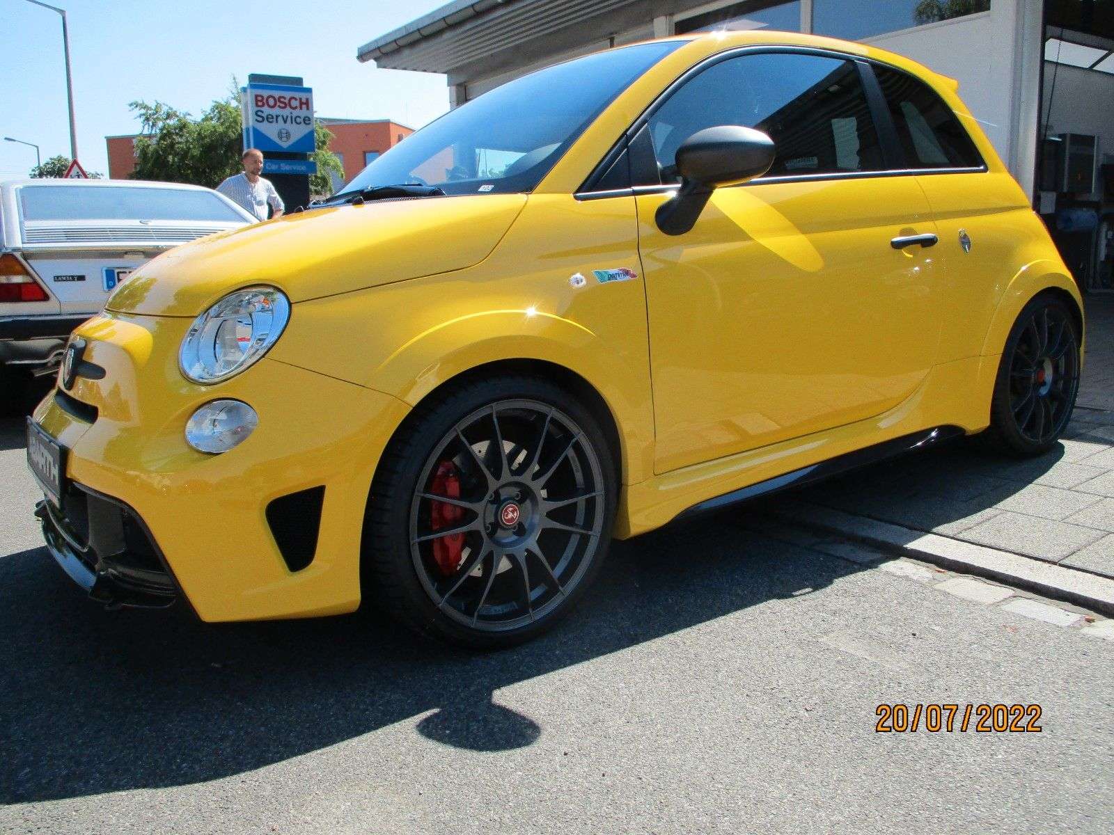 Second hand Abarth 695 1.4 biposto edition record