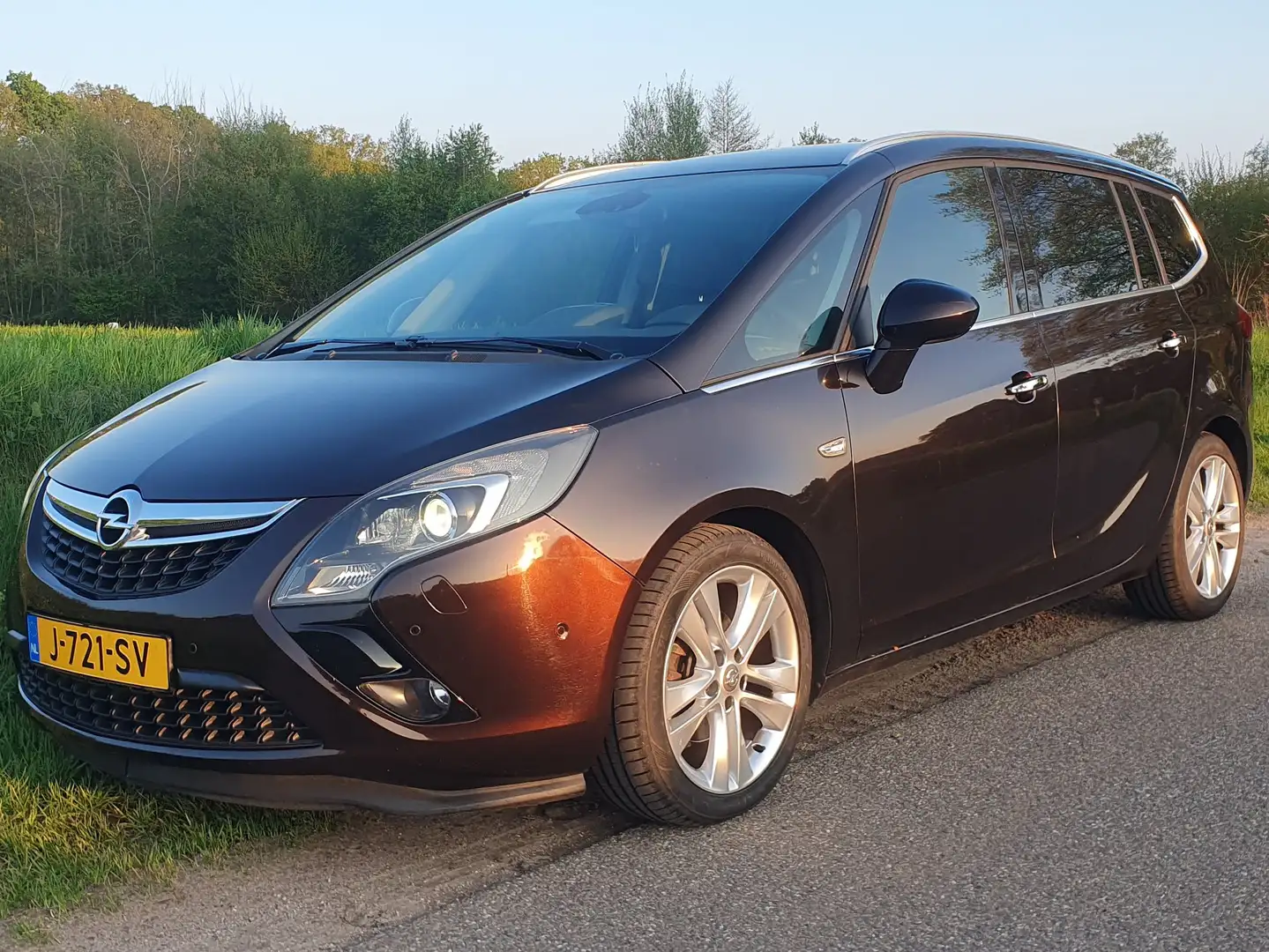 Opel Zafira Tourer NIEUWE MOTOR 1.4 Turbo 7persoons, Bruin - 2