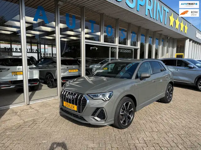 Audi Q3 35 TFSI S LINE 150 PK ELEKTRISCHE ACHTERKLEP , NAV
