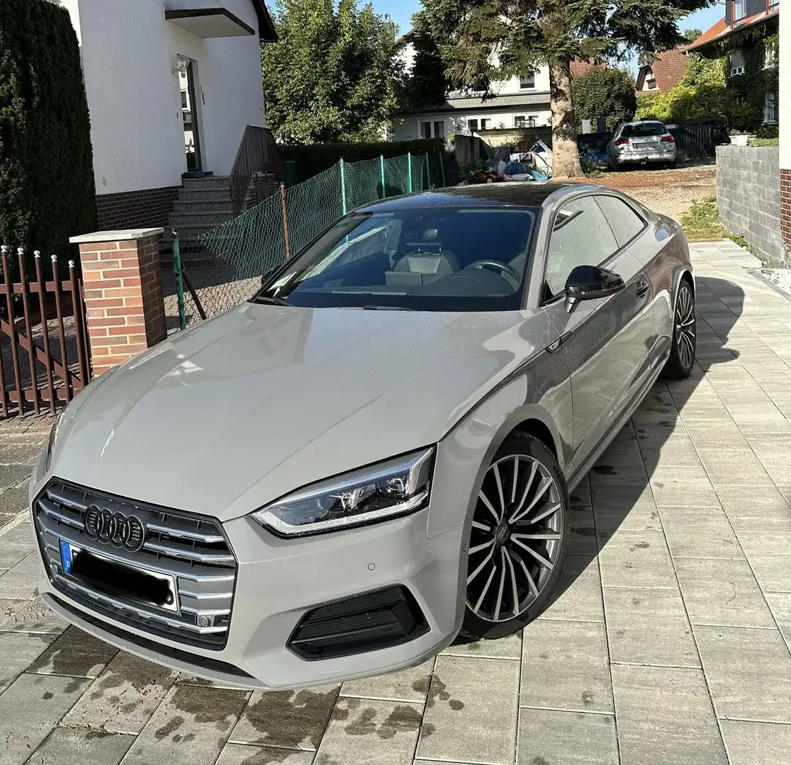 Audi A5 Coupe 2.0 TDI S tronic sport Grau - 2