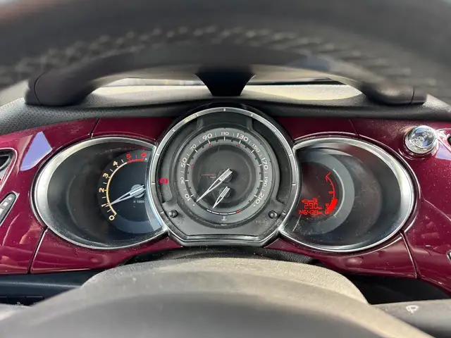 Citroen DS3 view 13