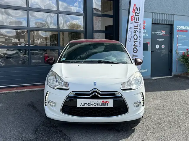 Citroen DS3 view 3