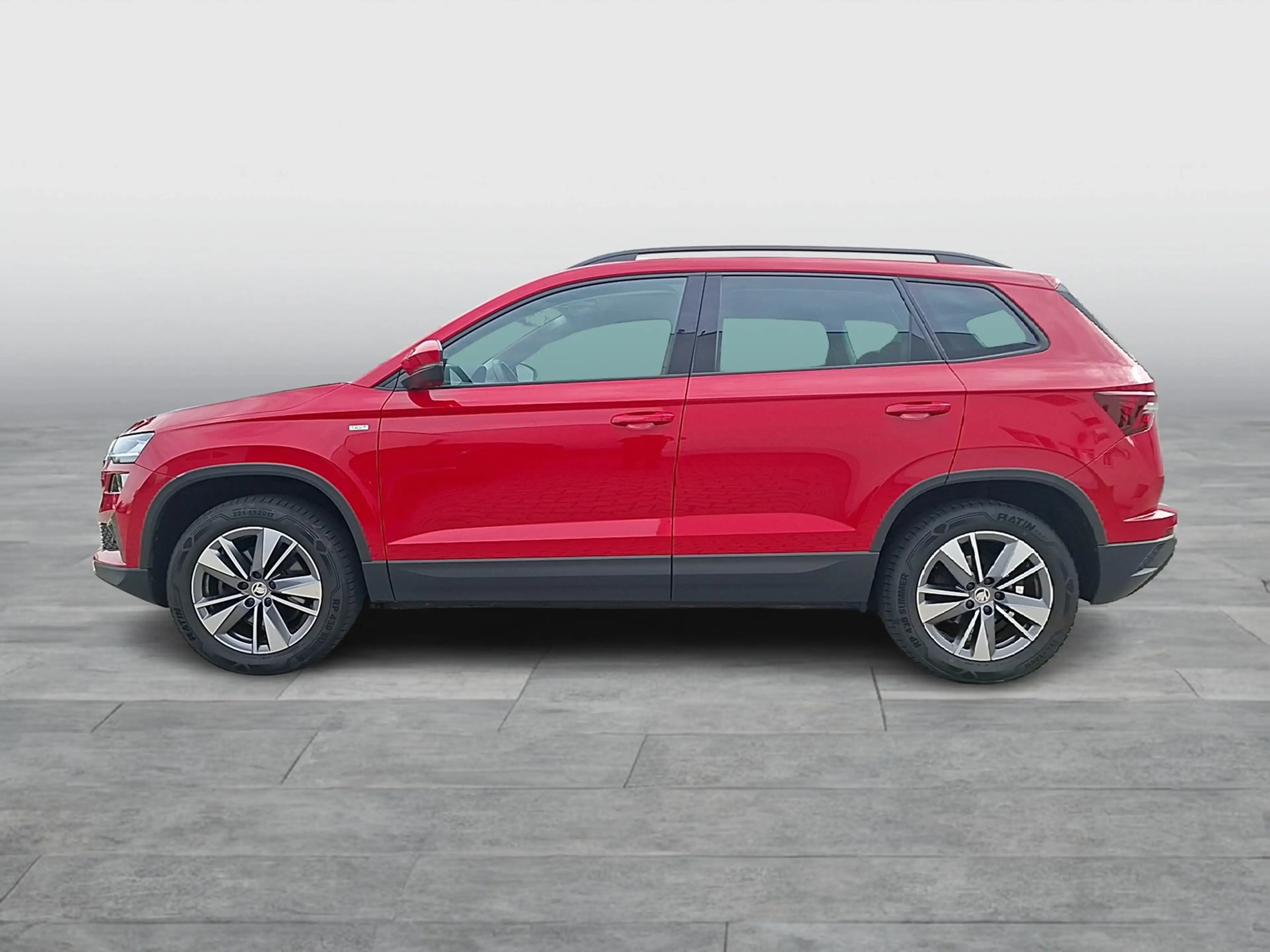 Skoda Karoq TDI Tour 4x4 DSG LED AHK Navi GRA RFK SH — photo 2
