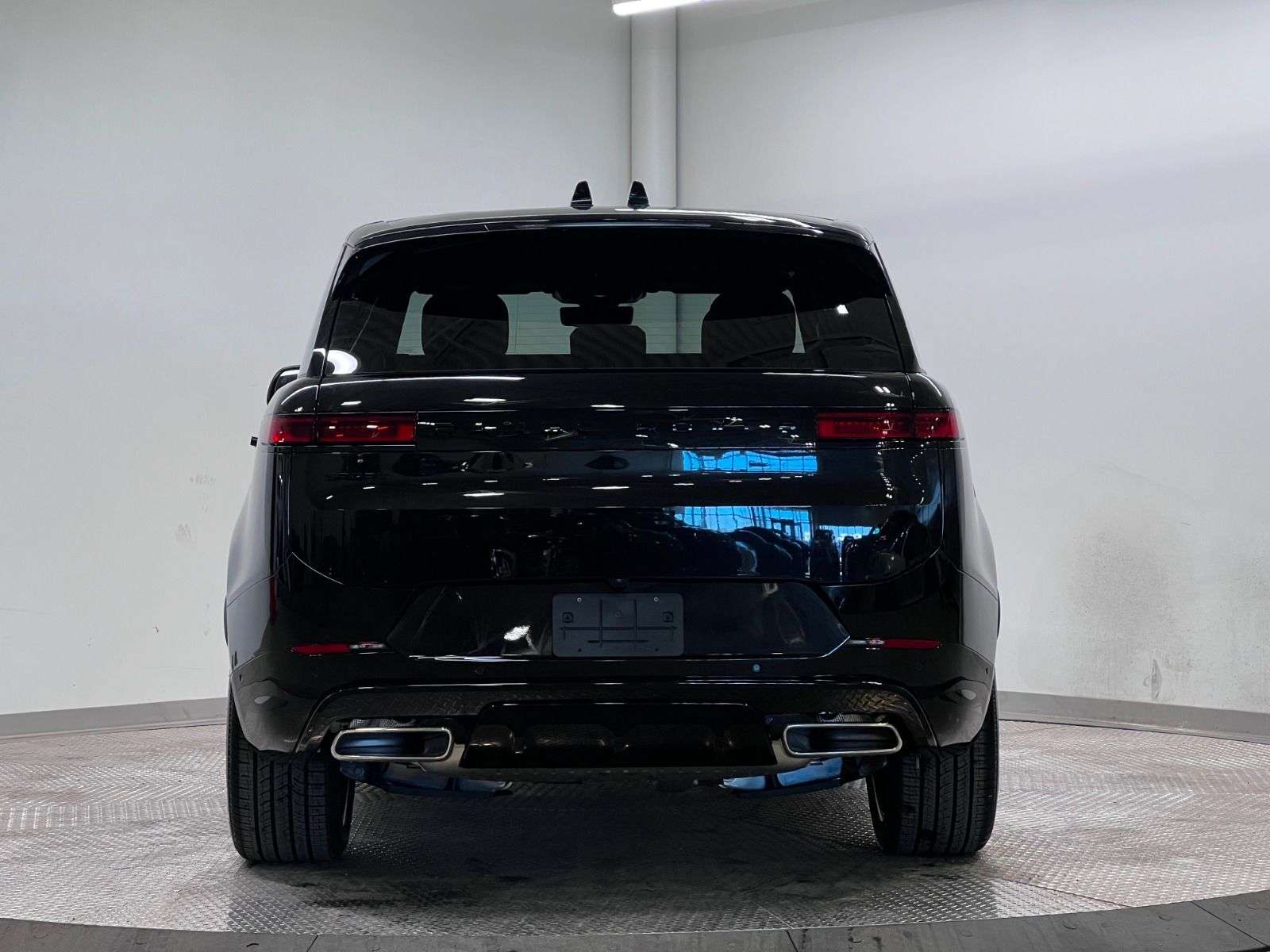 2026 Land Rover Range Rover Sport P400 Dynamic HSE thumb 9