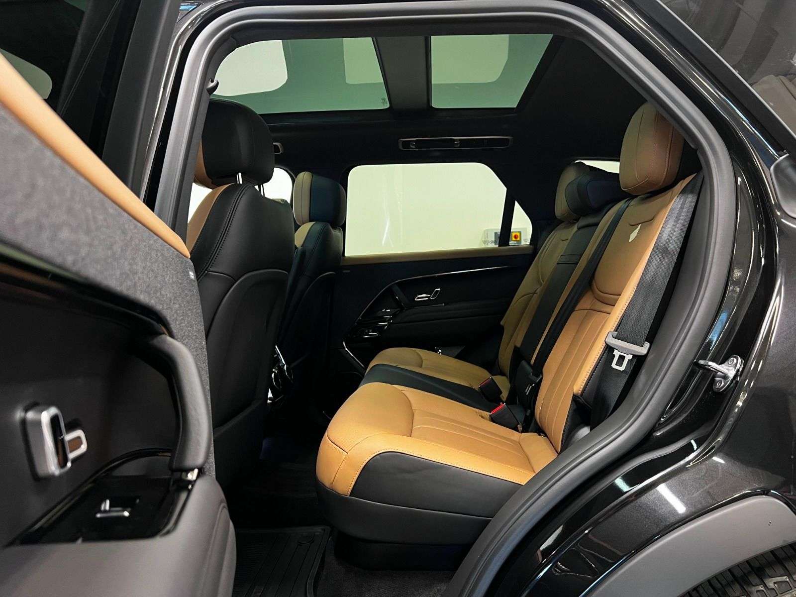 2026 Land Rover Range Rover Sport P400 Dynamic HSE thumb 33