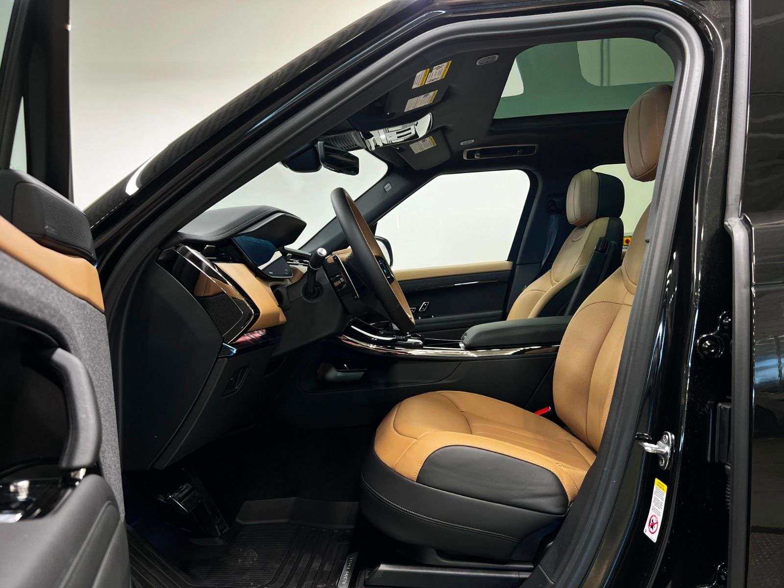 2026 Land Rover Range Rover Sport P400 Dynamic HSE thumb 30