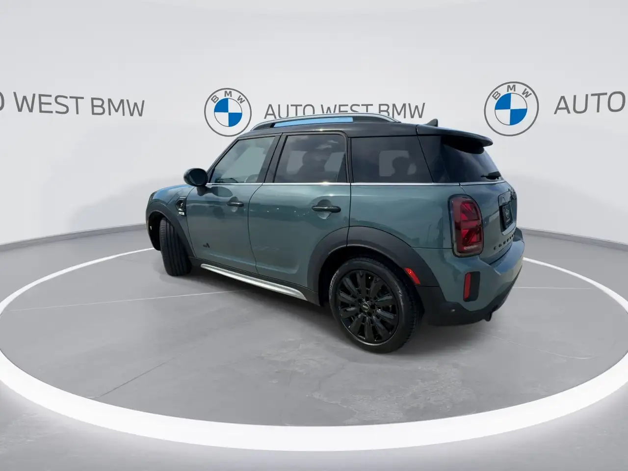 MINI Countryman снимка MINI Countryman