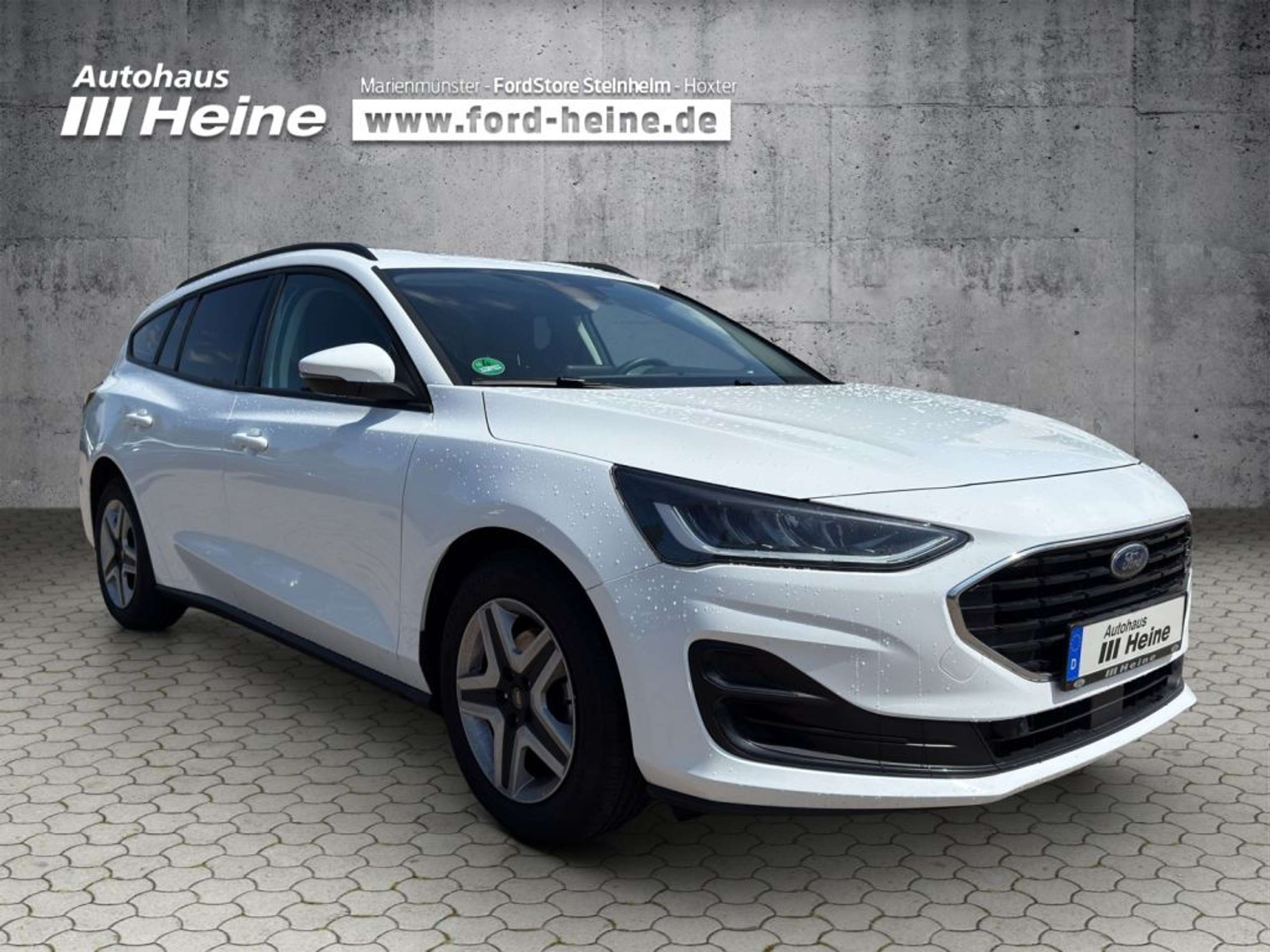 Fahrzeugabbildung Ford Focus Turnier 1.0 EcoBoost Start-Stopp-System COOL&CONNE - mit KI generiert/bearbeitet