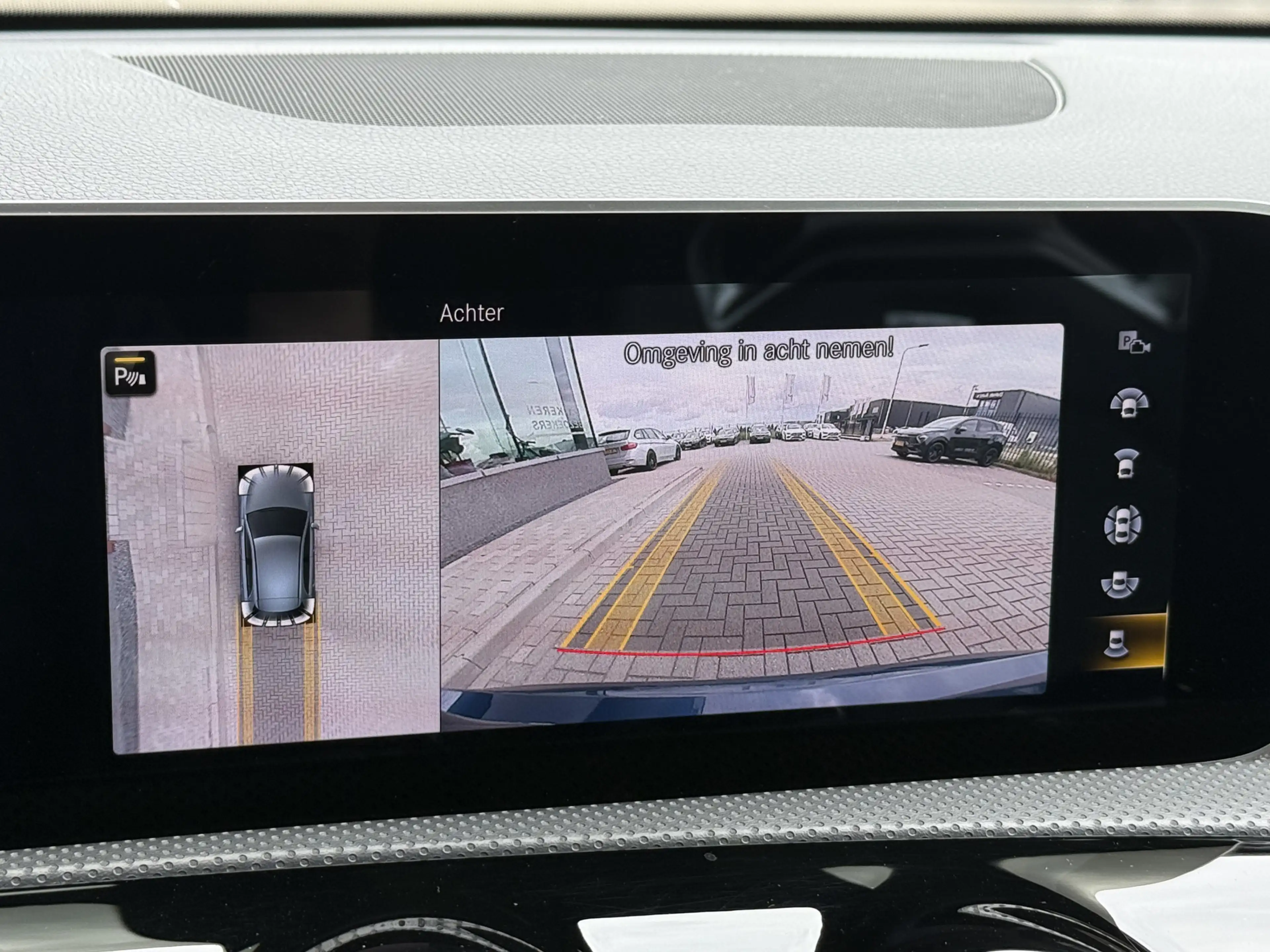 Mercedes-Benz A 35 AMG 4MATIC Edition 1 Premium Plus | Burmester | Pano | — photo 33